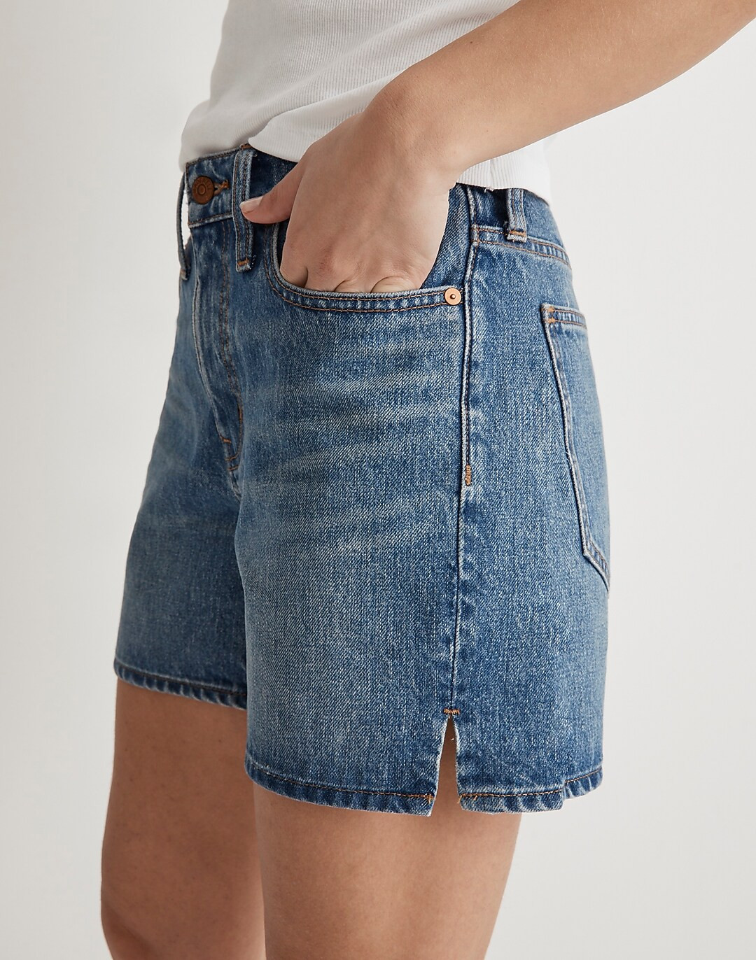 Relaxed Mid-Length Denim Shorts in Kimbrough Wash: Side-Slit Edition | Madewell