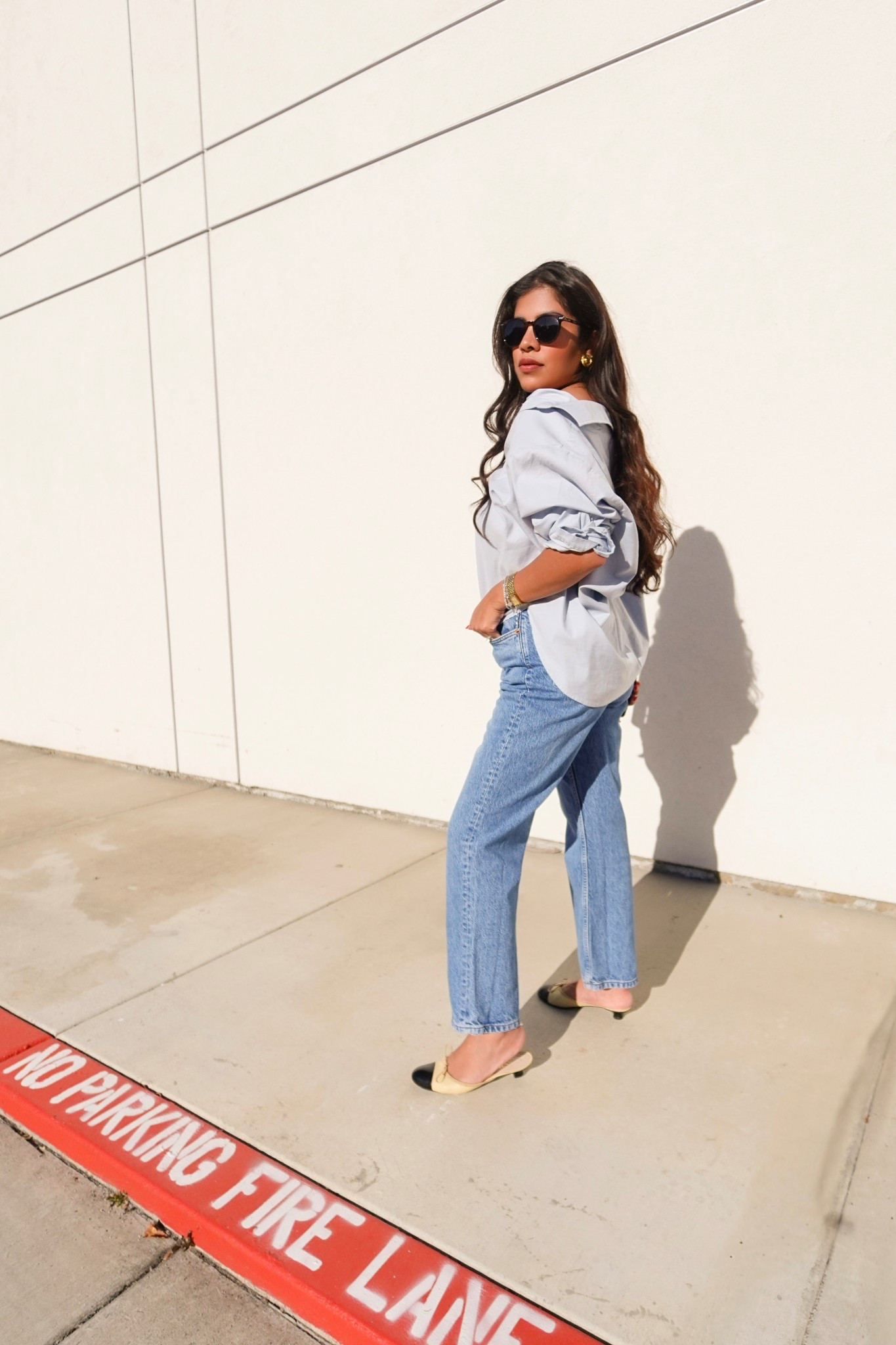 Outfit of the Day Details:

Button up- Reformation
Jeans-Reformation
Heels- Chanel
Sunglasses- Amazon
Earrings- Amazon

#LTKgrwm #LTKPetite #LTKootd