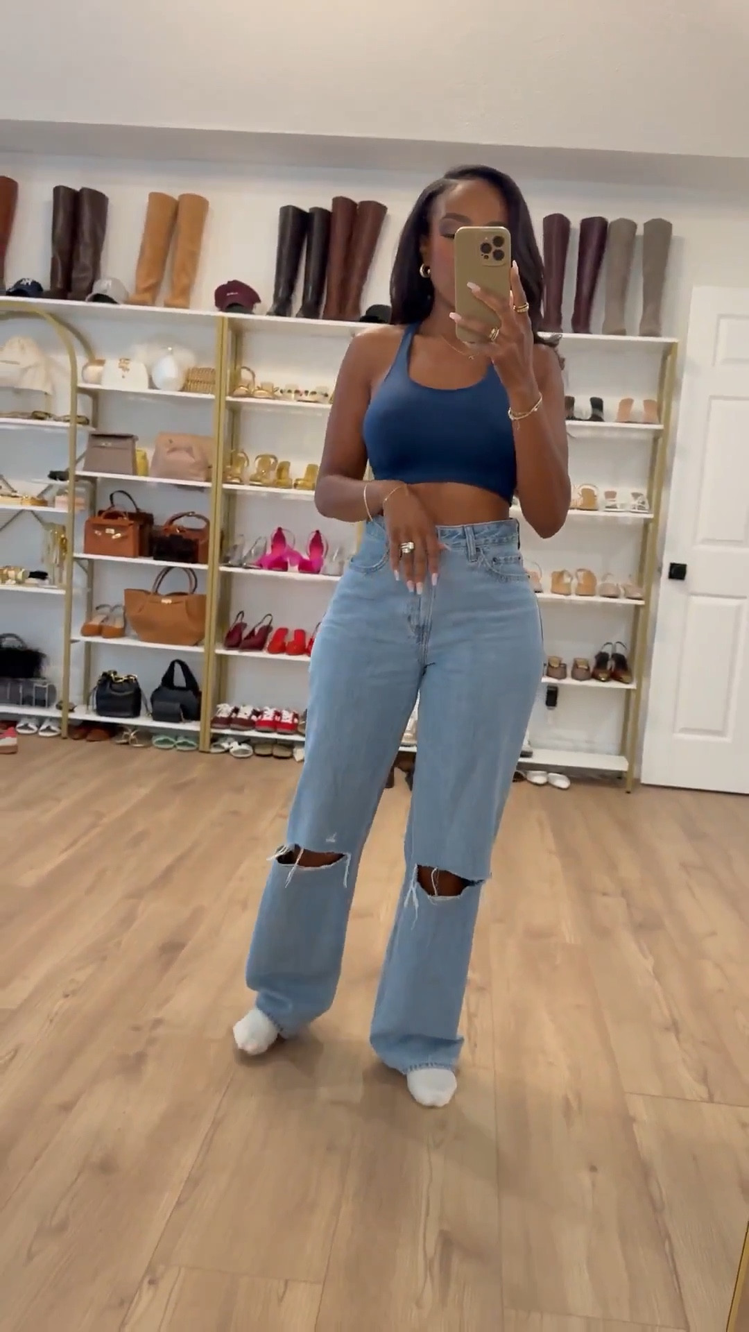 This @Abercrombie look is one of those everyday staples that never misses. The fitted cropped tank paired with relaxed straight-leg denim gives that effortlessly cool, off-duty vibe while still feeling polished and put together.

Both pieces are easy to style multiple ways — swap sneakers for heels, add a blazer or denim jacket, or layer with an oversized button-down. These are true wardrobe workhorses, which means the cost per wear drops fast and they earn a permanent spot in your closet.

Perfect for casual days, errands, travel days, brunch, coffee runs, or an easy everyday outfit that still looks styled.

📏 Sizing  
Top: Size Small  
Jeans: 27 Long  

📐 Measurements  
Height: 5'4"  
Weight: 138 lbs  
Bust: 34D  
Waist: 27"  
Hips: 40"  

Tap to get details or favorite this post to revisit later.

Abercrombie outfit, Abercrombie jeans, everyday casual outfit, straight leg denim, cropped tank outfit, effortless casual style, wardrobe staples, cost per wear basics

Follow me on Instagram and YouTube @kirasfashionfinds 

#LTKgrwm #LTKPetite #LTKootd