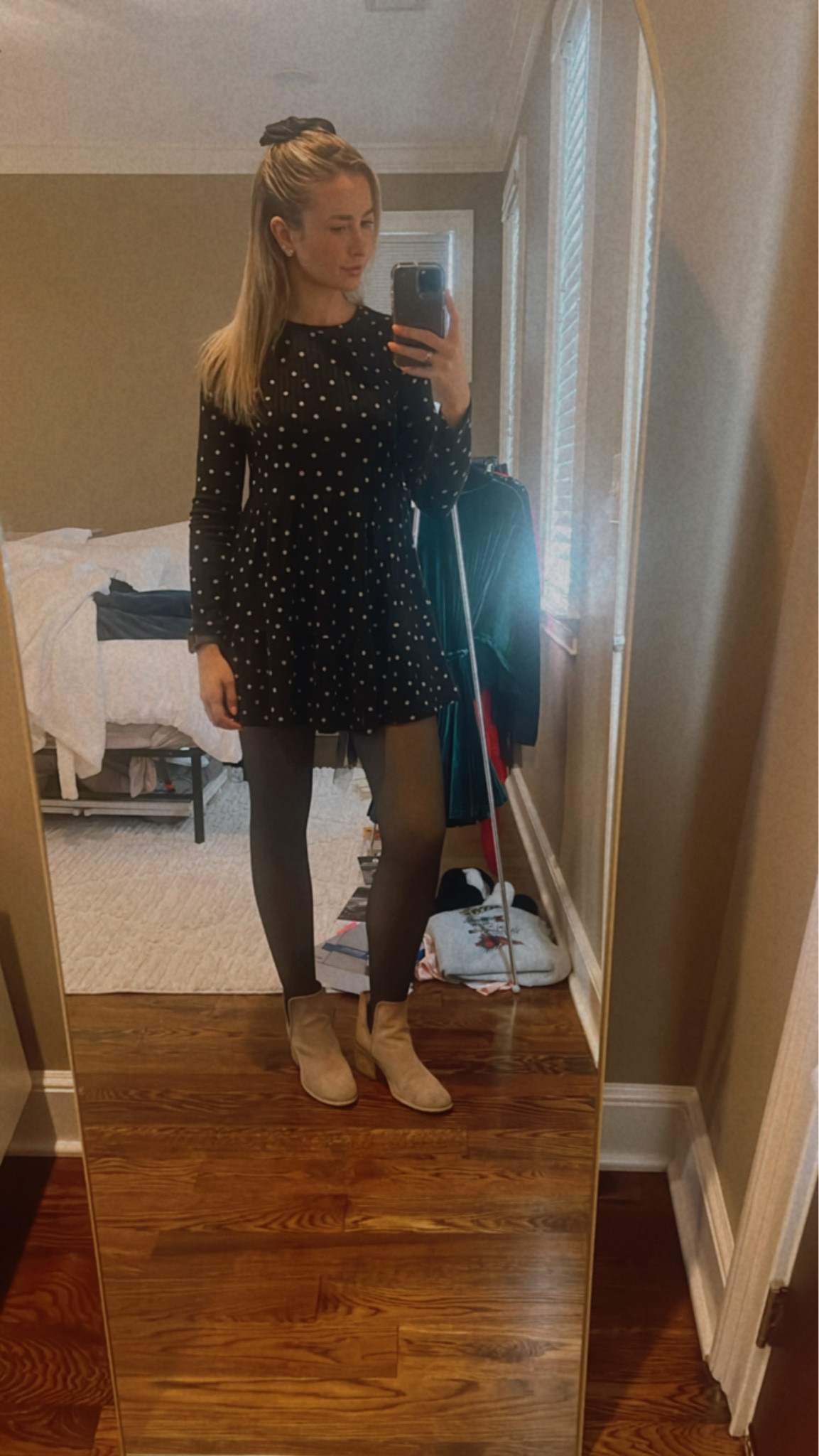 Affordable fleece tights 

#LTKworkwear #LTKfindsunder50 #LTKfindsunder100