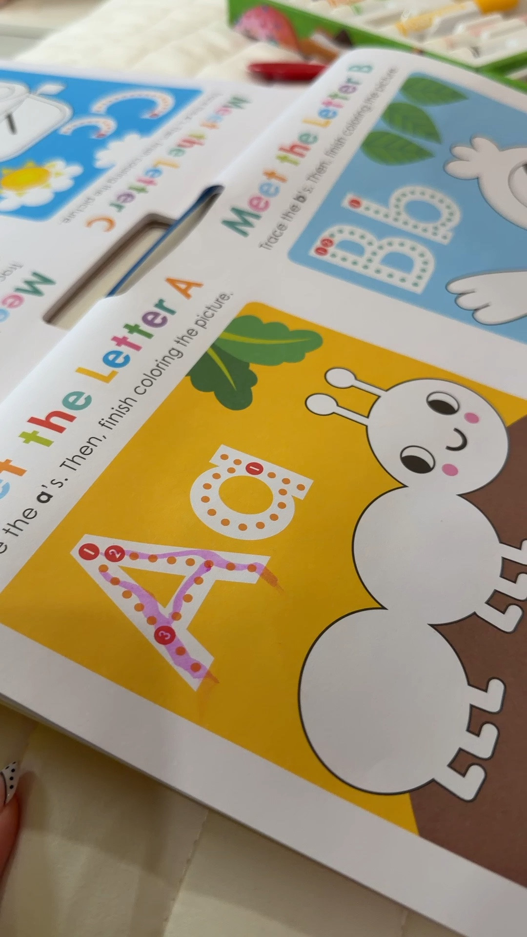 The perfect book for little ones going to pre-K this year 🤍✨

#LTKmomlife