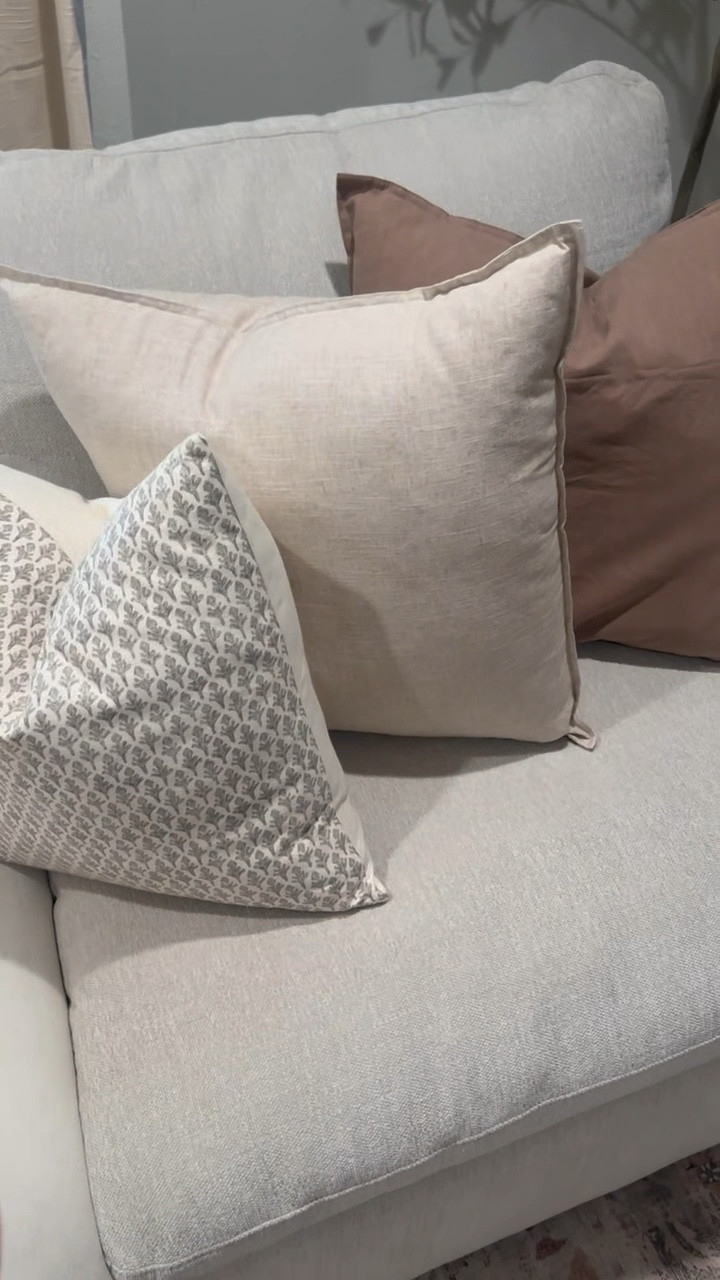 Sharing my fav throw pillow covers & inserts 🫶🏼