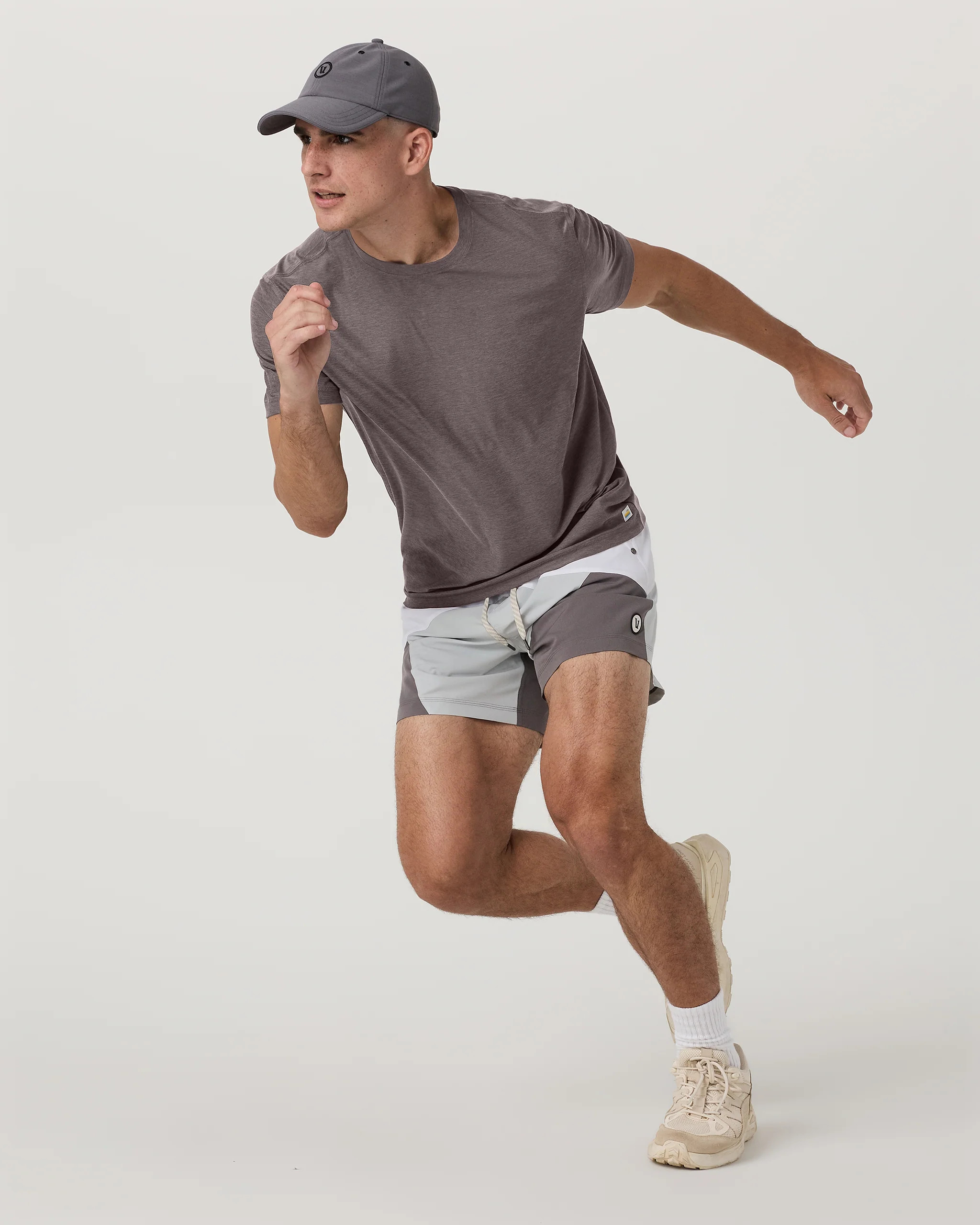 Strato Tech Tee | Men's Huckleberry Heather T-Shirt | Vuori | Vuori Clothing (US & Canada)