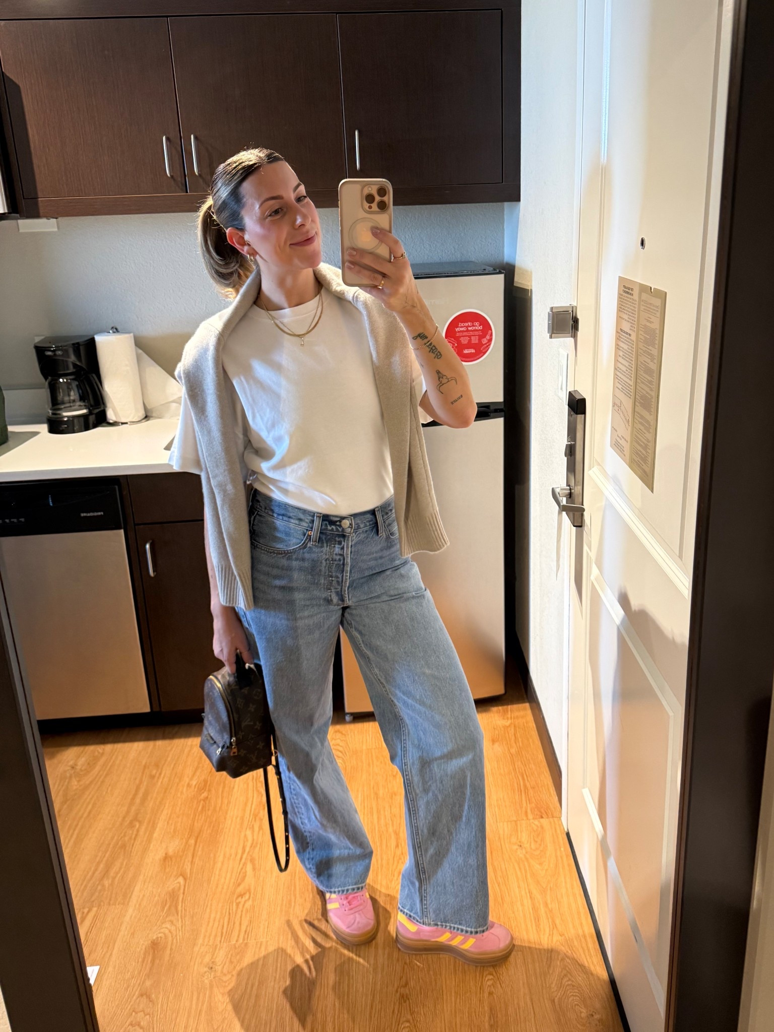 OOTD 
Aritzia tshirt size small
Quince cashmere sweater
Aritzia jeans (I sized up) 


#LTKjeans #LTKstyletip #LTKcanada