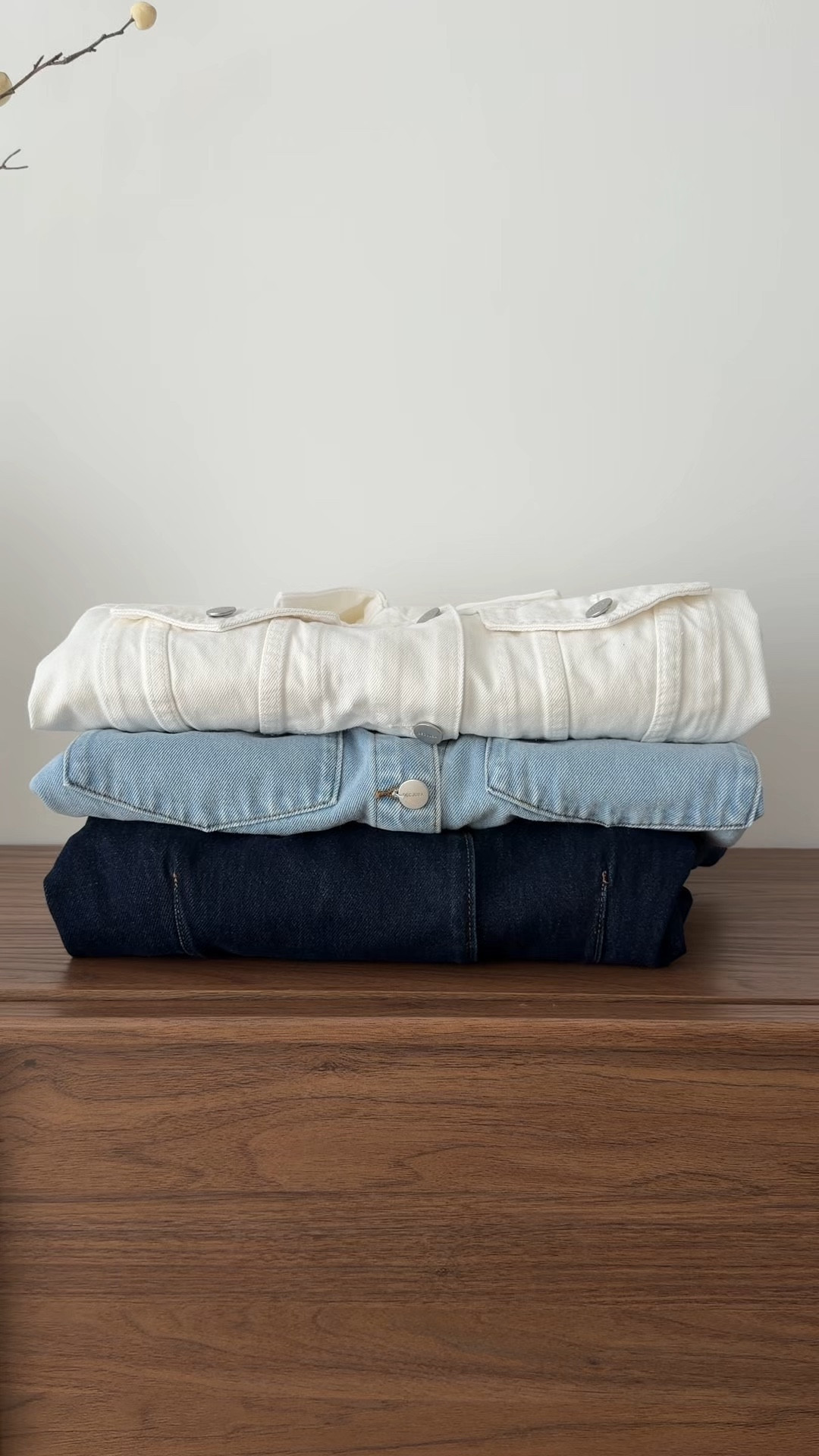 New denim on rotation — Decjuba



#LTKautumn #LTKaustralia #LTKstyletip