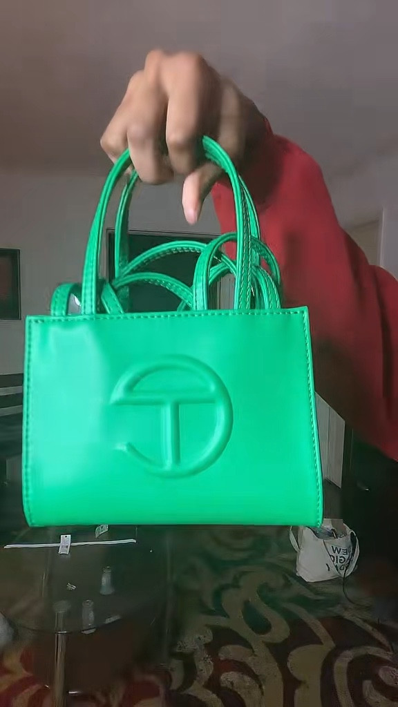 Telfar, but make it FASHION

#LTKFindsUnder50 #LTKStyleTip #LTKSeasonal