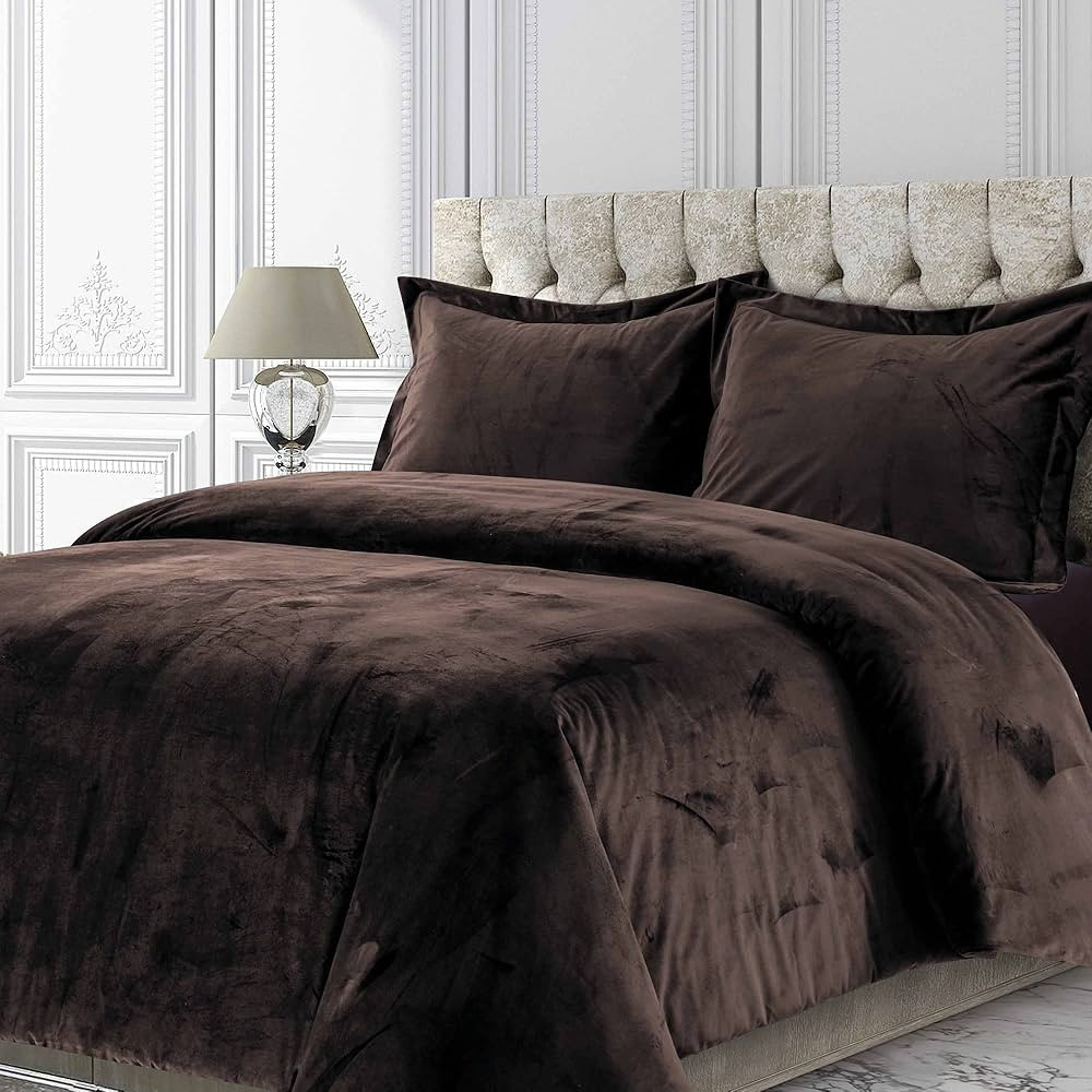 Tribeca Living Venice Velvet Oversized Duvet Set, Luxurious 3-Piece King Bedding, Super Soft Velv... | Amazon (US)