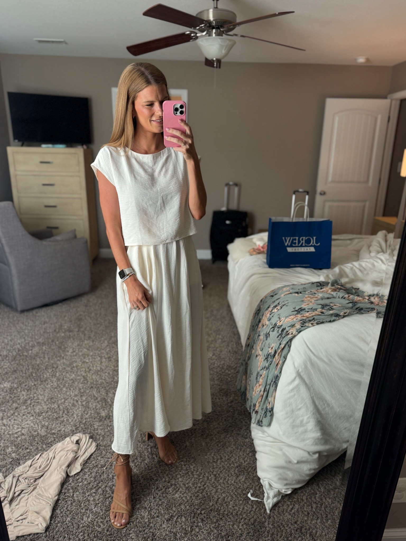 what I wore for newborn photos skirt and top separates with shapewear under from Amazon 

#LTKBaby #LTKBump #LTKFindsUnder50