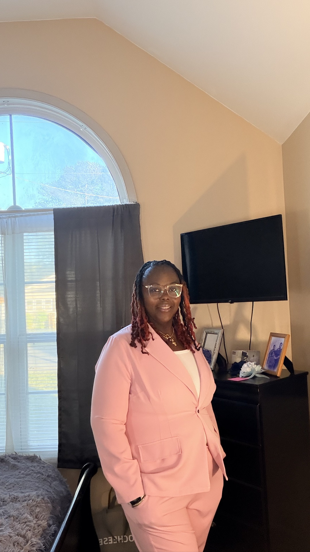 This set is classy, comfortable and affordable… everything I love in a look! Perfect for work, brunch or a boss babe moment. Comment SHOP for the link 🛍️

#LTKootd #LTKOver40 #LTKPlusSize