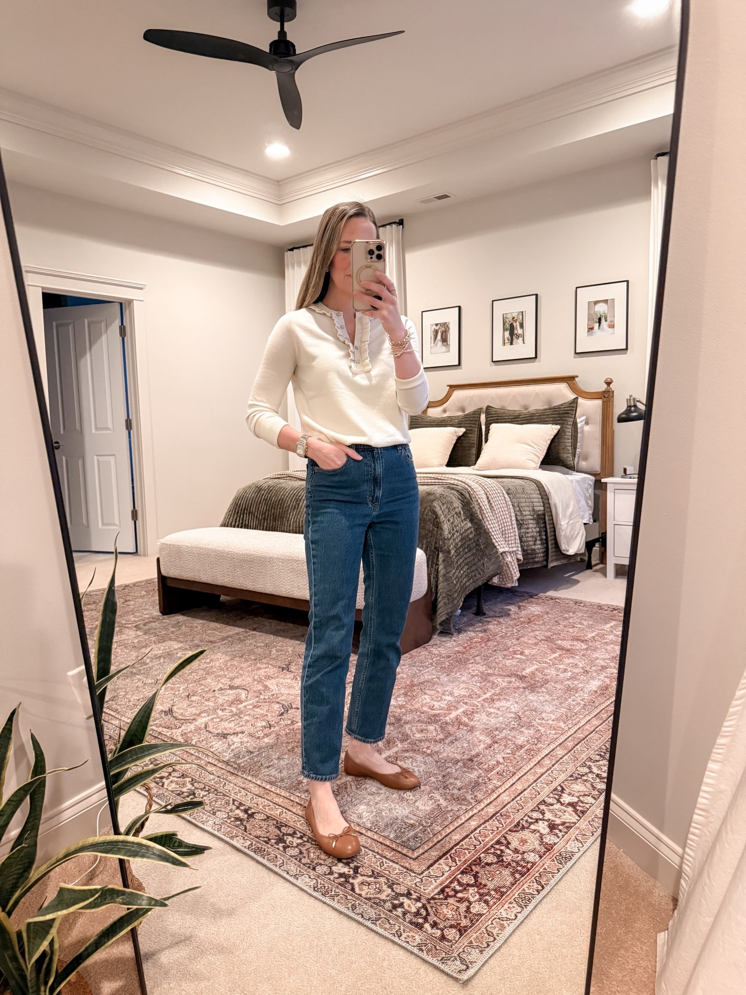 Ruffle details that make a basic feel special ✨
This top from 89th & Madison (S) is such a cute and affordable find. I paired it with Abercrombie high-rise ankle straight jeans in the dark wash — I size up to 26R in darker denim for a little more comfort.

#LTKClassicStyle #AbercrombieJeans #AffordableFinds #MomStyle #WinterOutfit


#LTKWorkwear #LTKootd #LTKgrwm