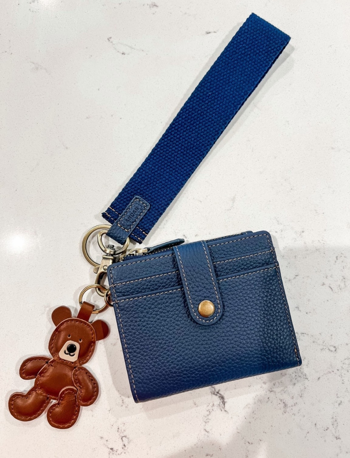How cute is my new wallet and teddy keychain 😍🐻 It has 11 card slots and it’s so easy to grab and go for busy mamas with our hands full!

#LTKFindsUnder100 #LTKFindsUnder50 #LTKmomlife