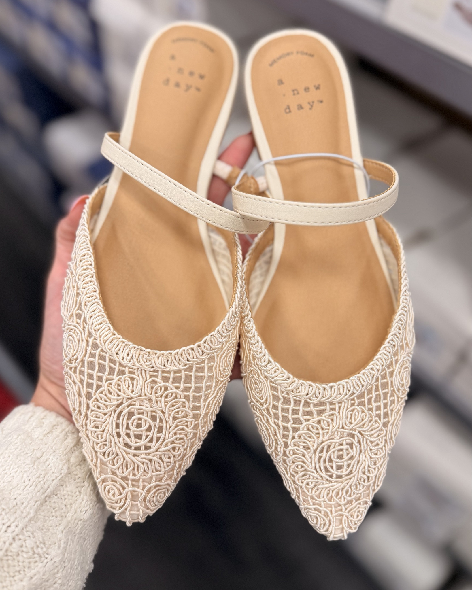 These details are so gorgeous! Instant add to cart 🛒 🤎

#LTKootd