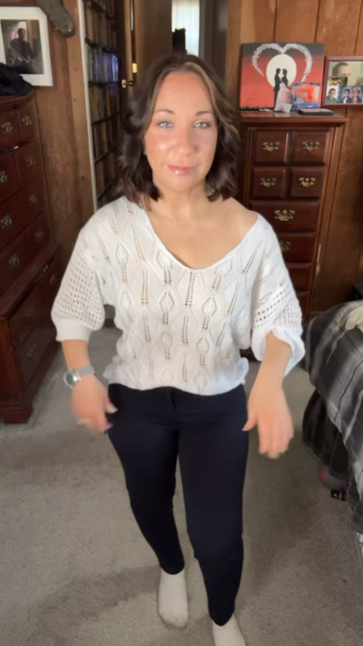 Cute spring : summer sweater 

#LTKootd #LTKWorkwear #LTKSaleAlert