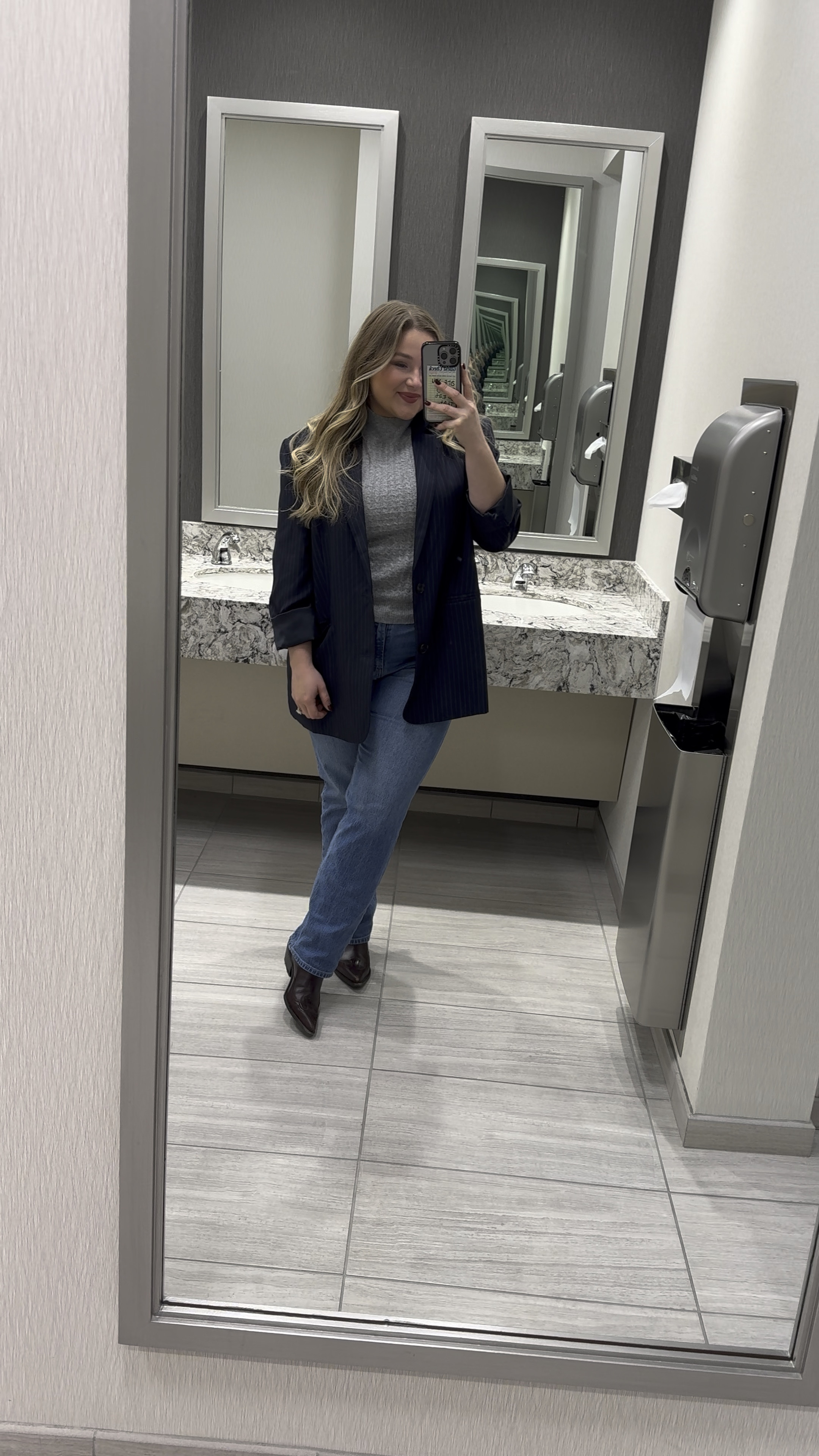  Casual Friday corporate outfit 
Office outfit inspo 
Mid size fashion
Plus size fashion
Size 12 outfit inspo

#LTKSeasonal #LTKHoliday #LTKWorkwear