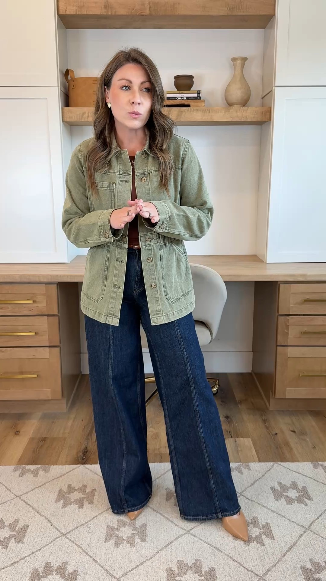 Amazon lightweight jacket that has a flattering waistline! Comes in many different color options! 

#LTKSeasonal #LTKStyleTip #LTKU