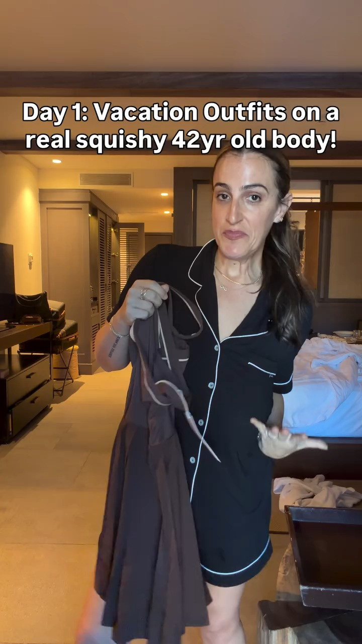 3 outfits. Same soft belly. Still dressing cute in Mexico!
You don’t need a different body for vacation… just better outfits that actually fit you, I hope I help you see you can do that too!

#apronbelly #resortwear #vacationlooks #midsizeswim #summerdress 

 #LTKSeasonal #LTKOver40 #LTKTravel