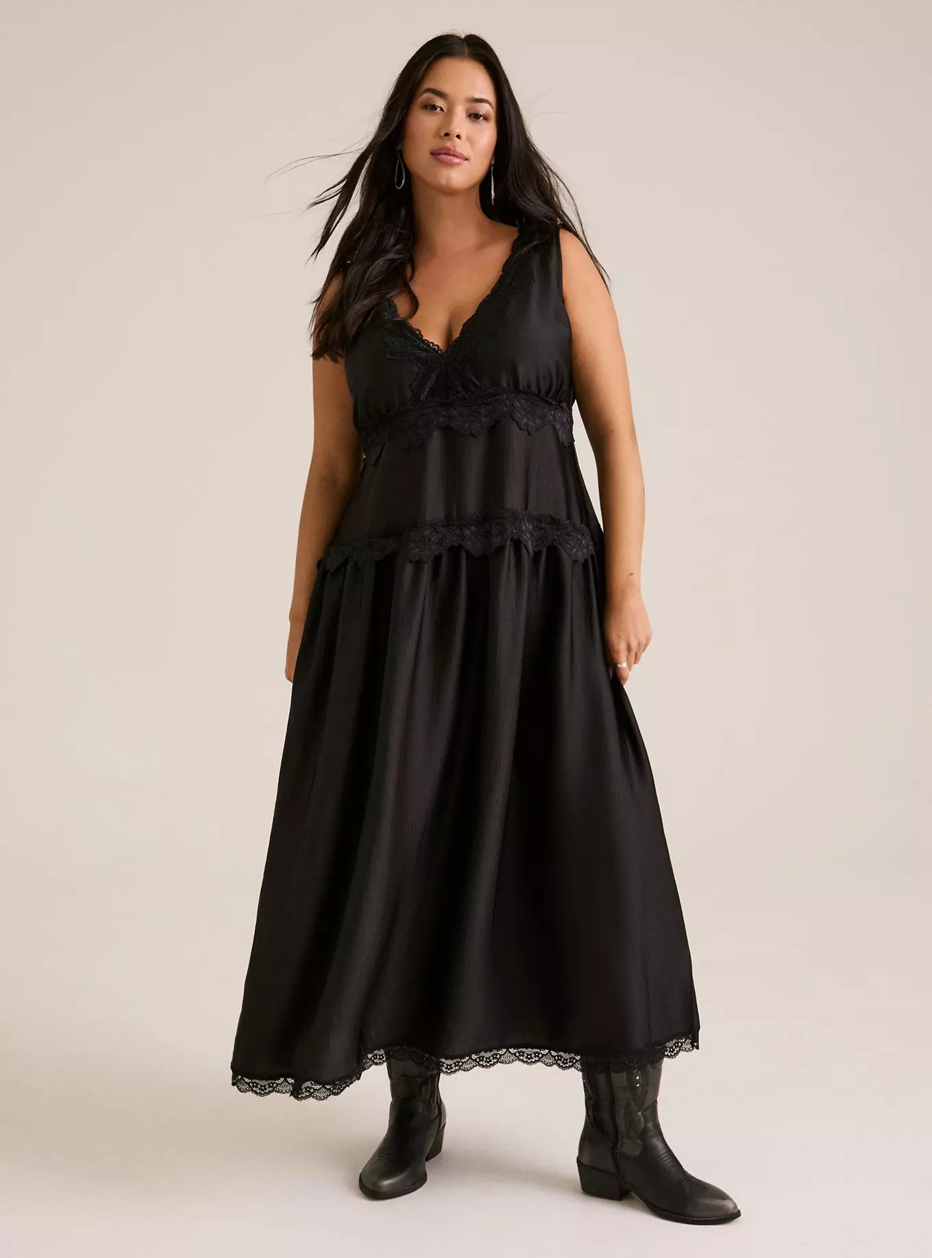 Festi Lace Trim Maxi Dress | Torrid (US & Canada)