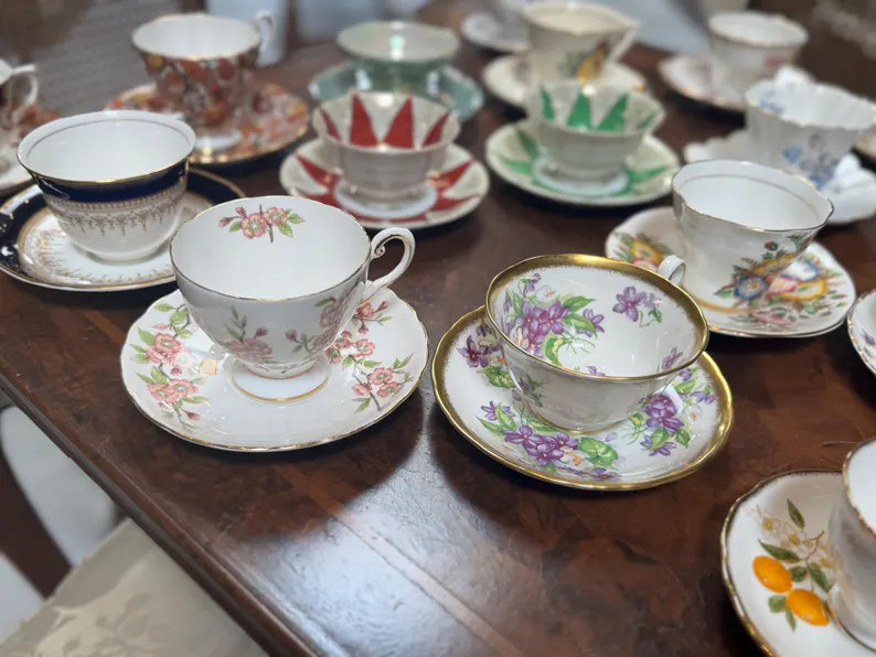 Vintage Mismatched Tea Cup and Saucer Sets - 1900-1960s - Etsy | Etsy (US)