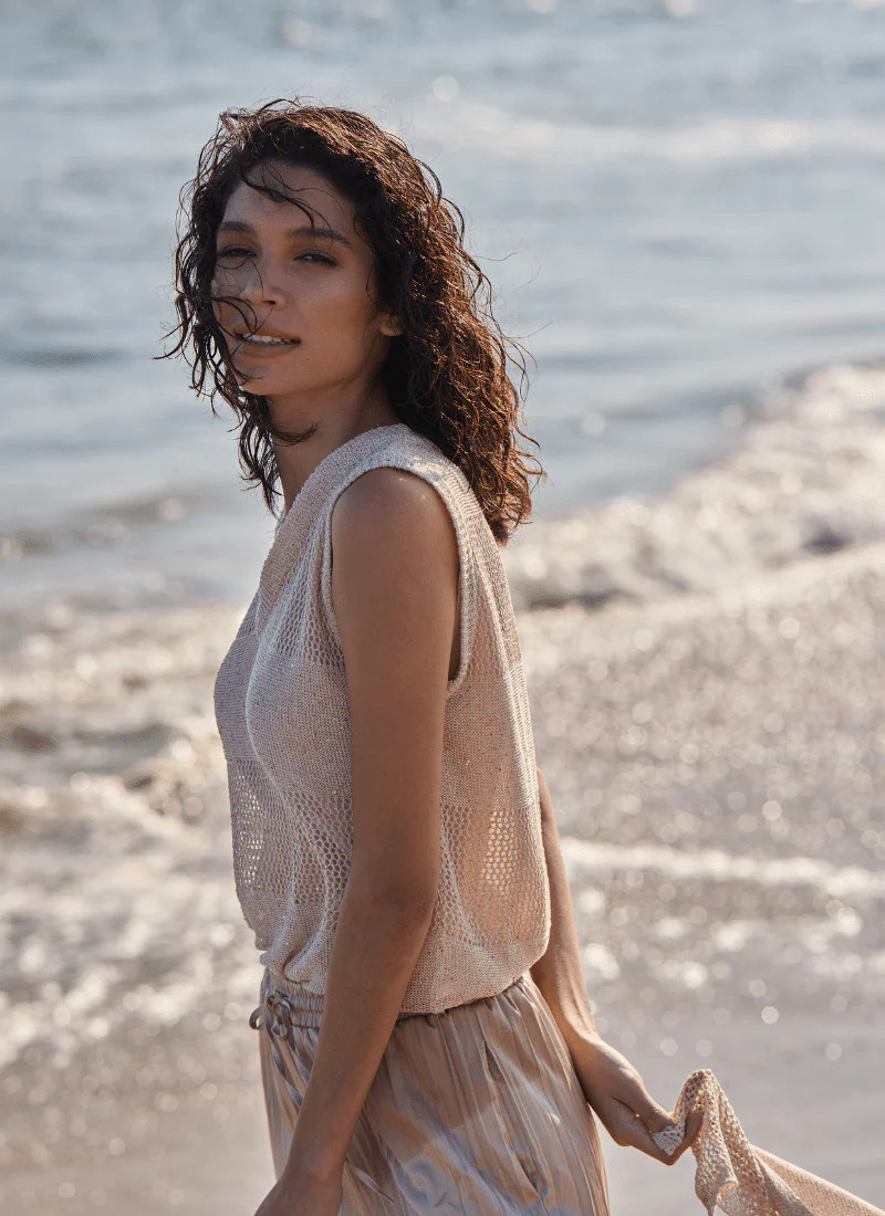 Bria Sequined V-Neck Shell | Lysse