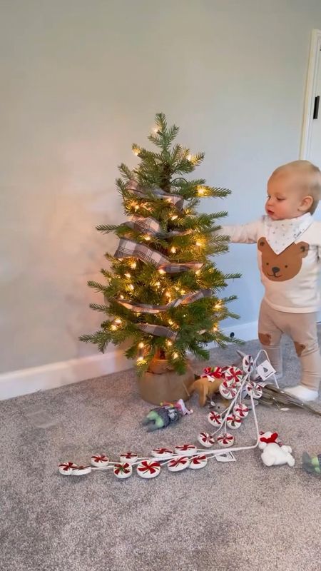 Kids Christmas tree decor 🎄

Artificial tree. Pre lit tree. Felt ornaments. Christmas. Holiday. Christmas tree. Kids room. 



#LTKHoliday #LTKSeasonal #LTKhome