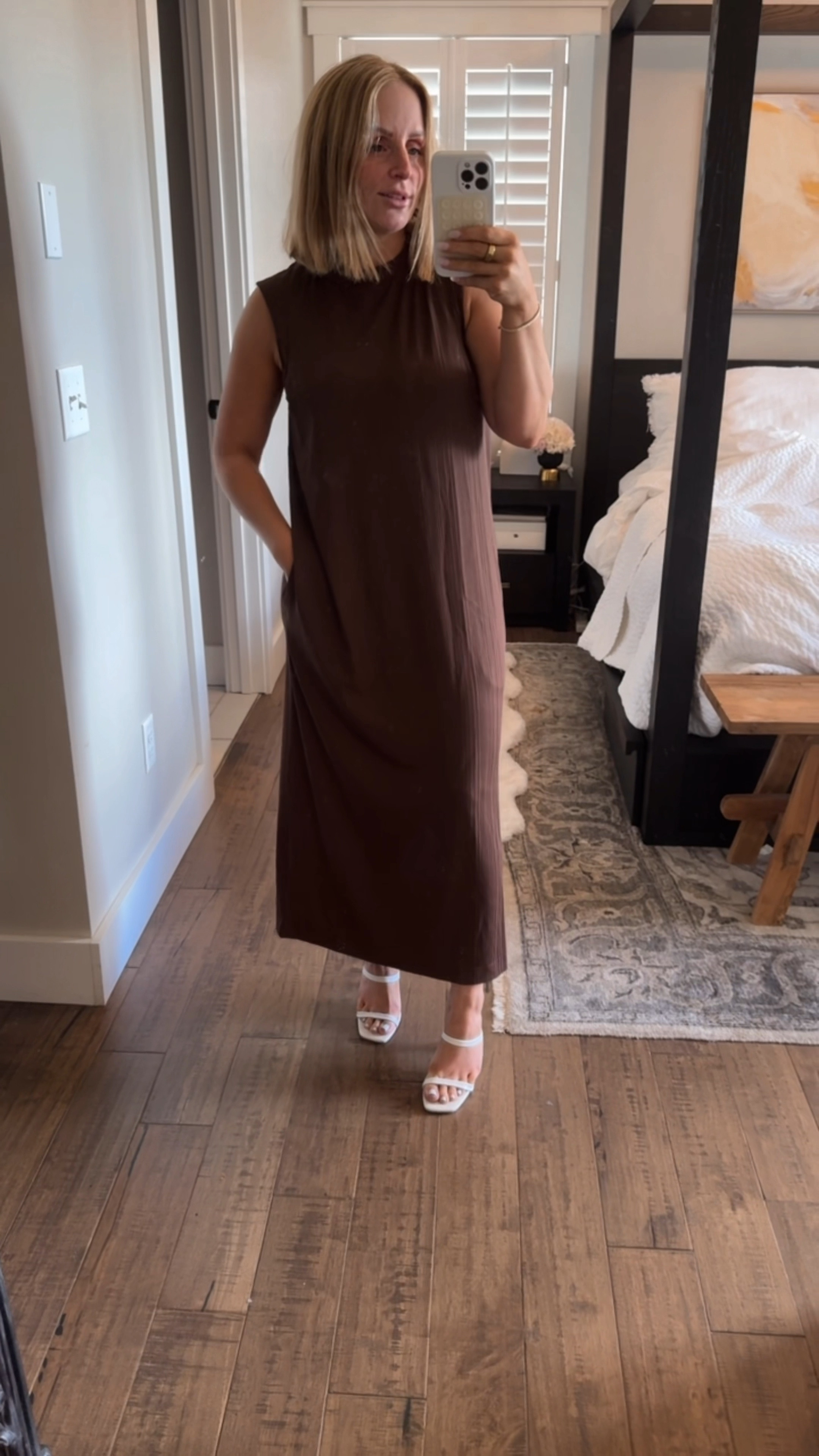 New outfits! Very versatile and fabric is mega soft 🤎🫶🏼 everything is true to size, I’m wearing a small and 5’2


Travel fit, shower, ootd, neutrals, pink, mauve, dress, brown 

#LTKWorkwear #LTKTravel #LTKStyleTip