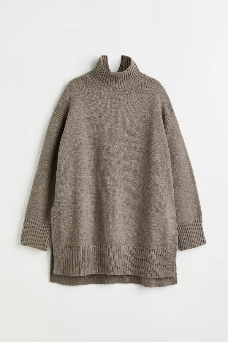MAMA Turtleneck Sweater | H&M (US + CA)