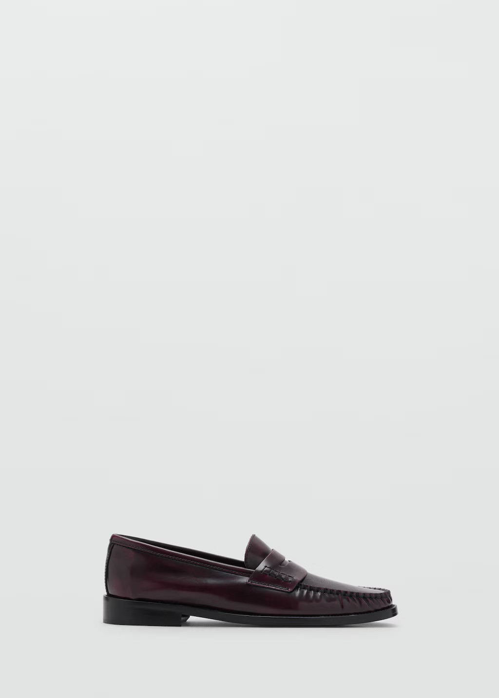 Gathered leather moccasin - Women | MANGO United Kingdom | MANGO (UK)