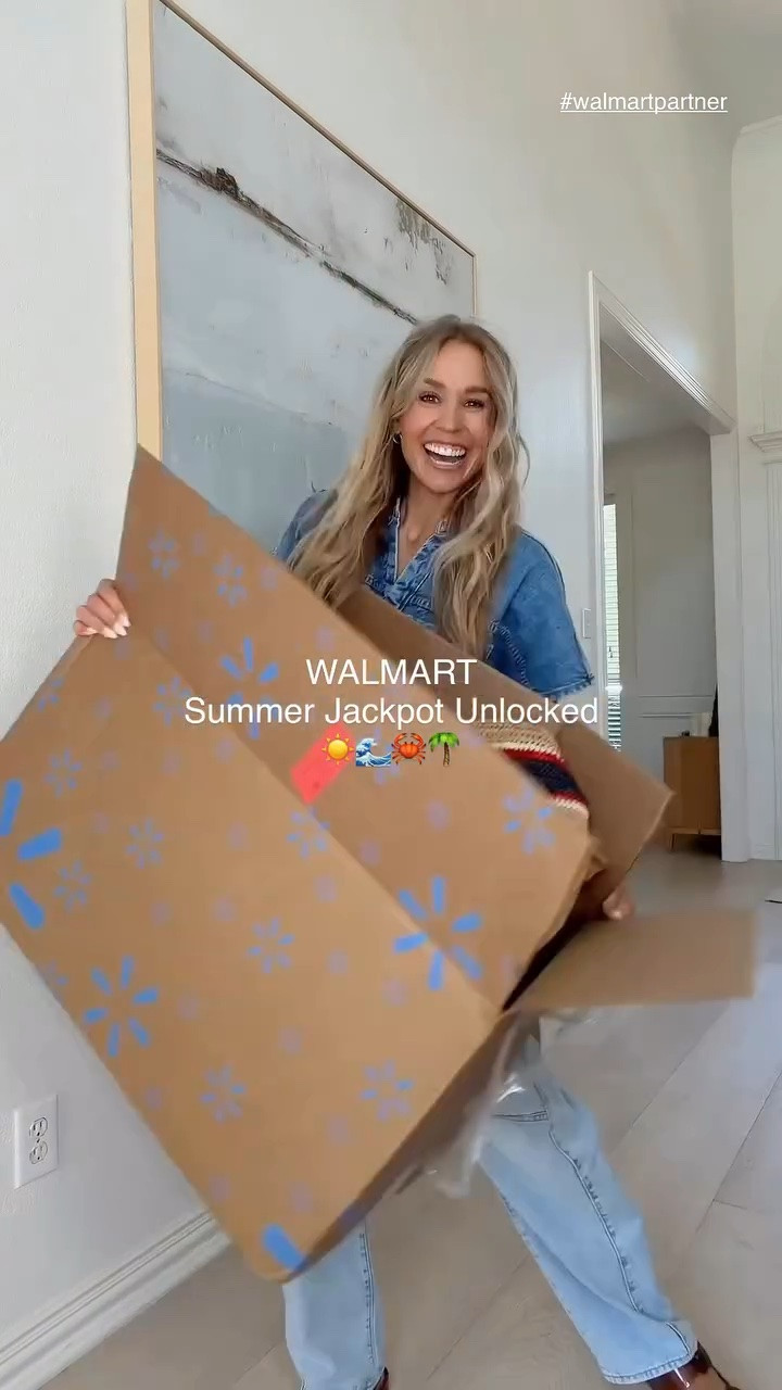 🤍 #WalmartPartner I completely hit the Walmart Summer Jackpot! ☀️🌊🌴🦀 I can not believe these Walmart finds!