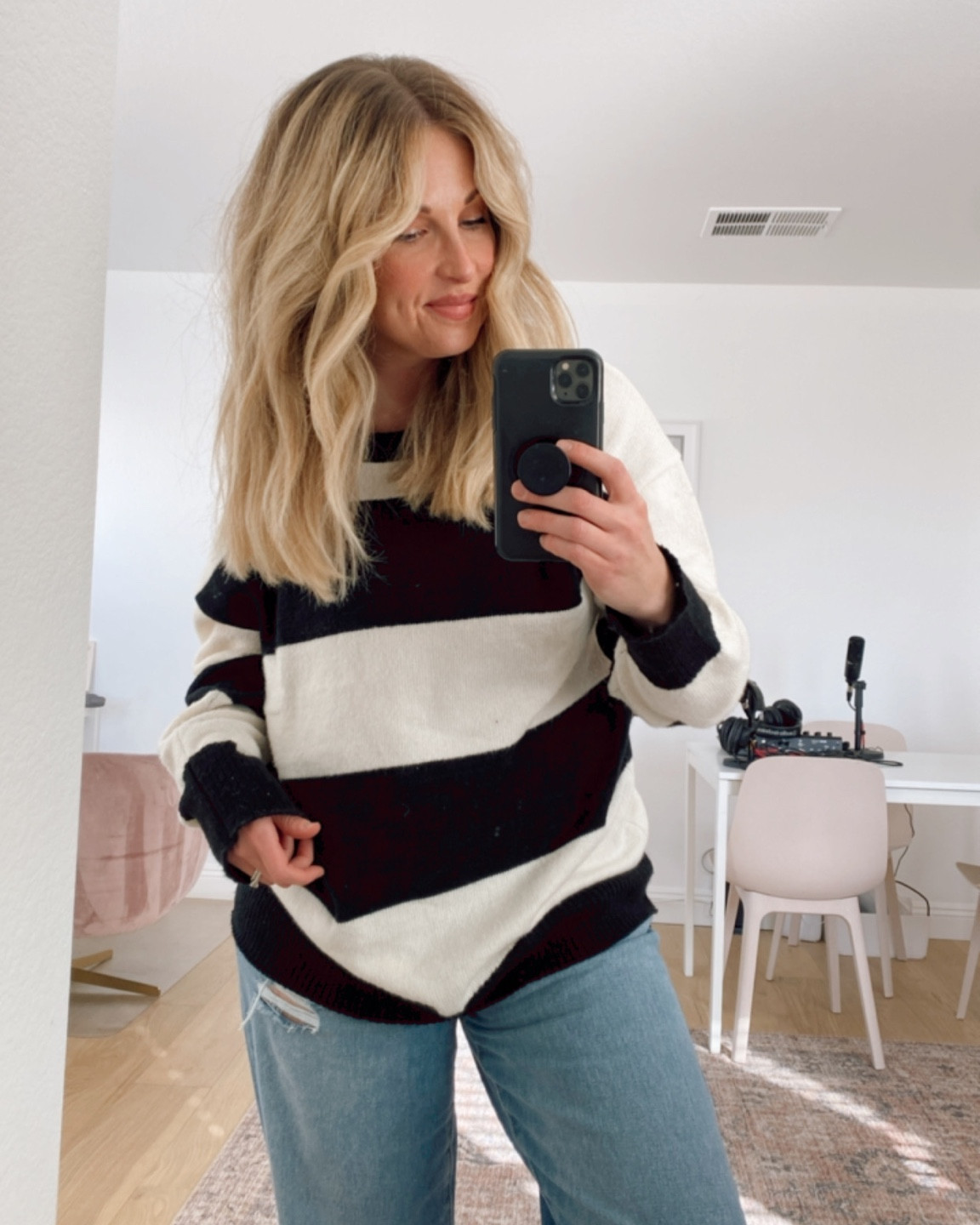 Oversized grunge perfection #target #stripes #sweaters #sweaterweather 

#LTKSeasonal #LTKunder50 #LTKcurves