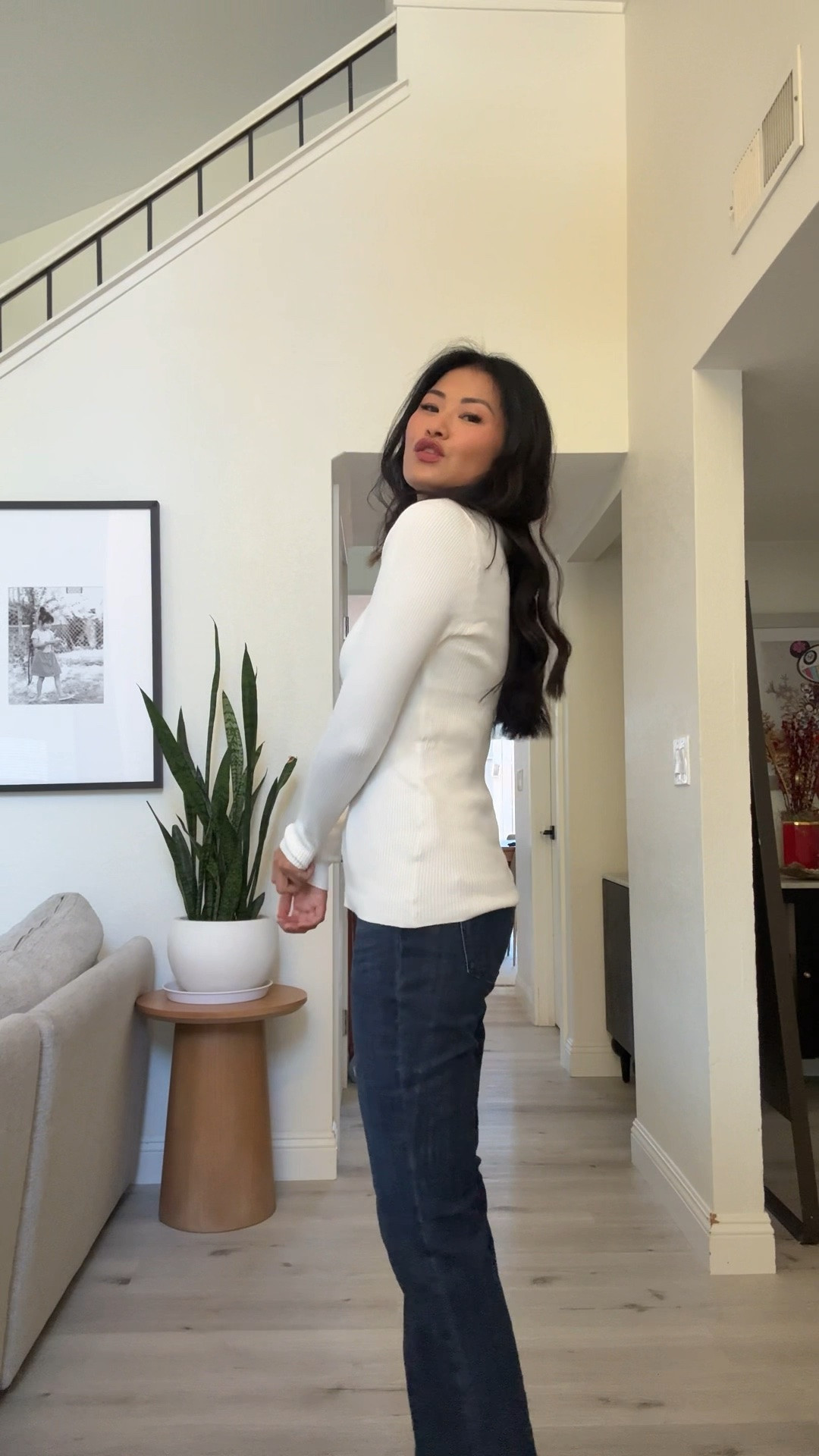 I found the perfect bras that vanish underneath your clothes. They are super comfortable and I love the adjustable straps!

I’m wearing a size 32D in all bras and size small in all panties.

#LTKgrwm #LTKootd