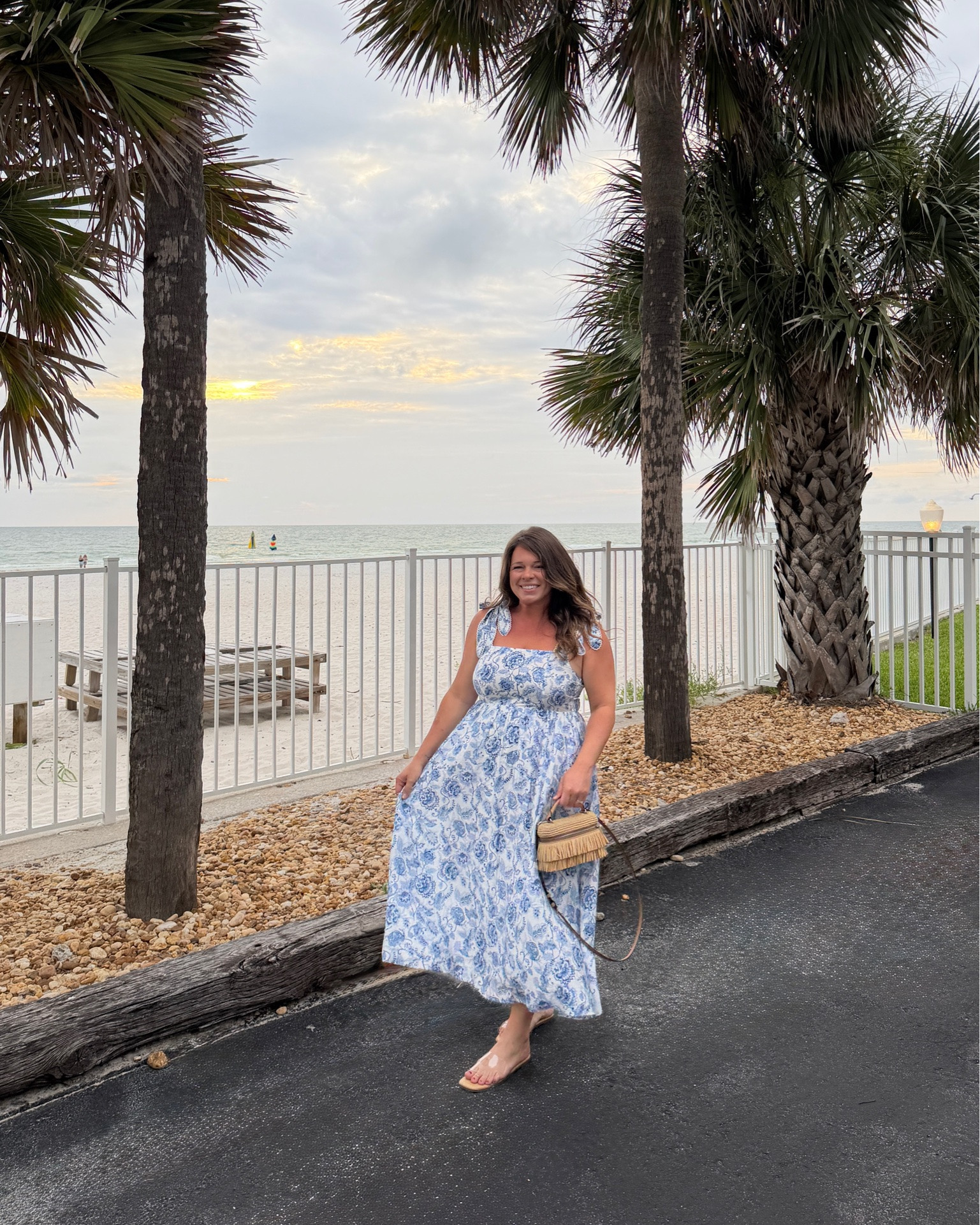 Date night outfit on the beach
Dress and bag from Macys 
Shoes and earrings from Amazon

#LTKfoodie #LTKootd #LTKMidsize