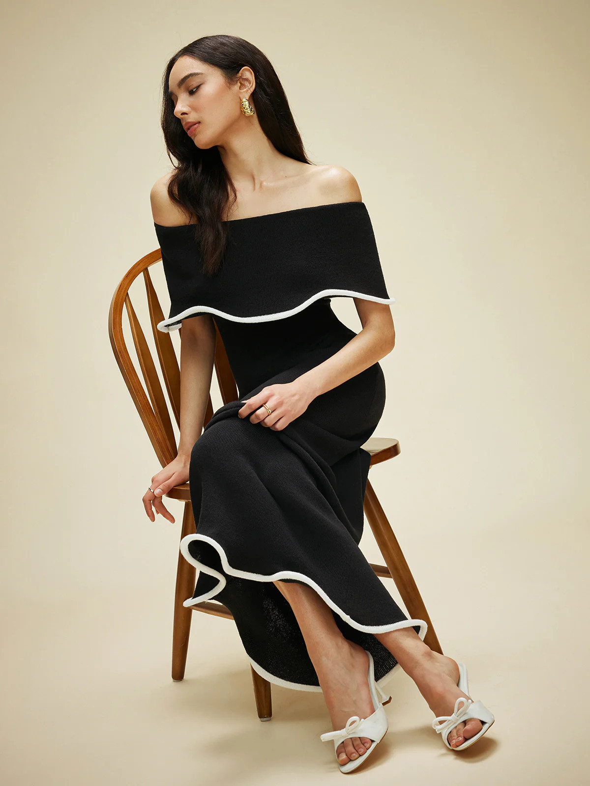 Color Block Off-Shoulder Ruffled Knit Dress | Commense