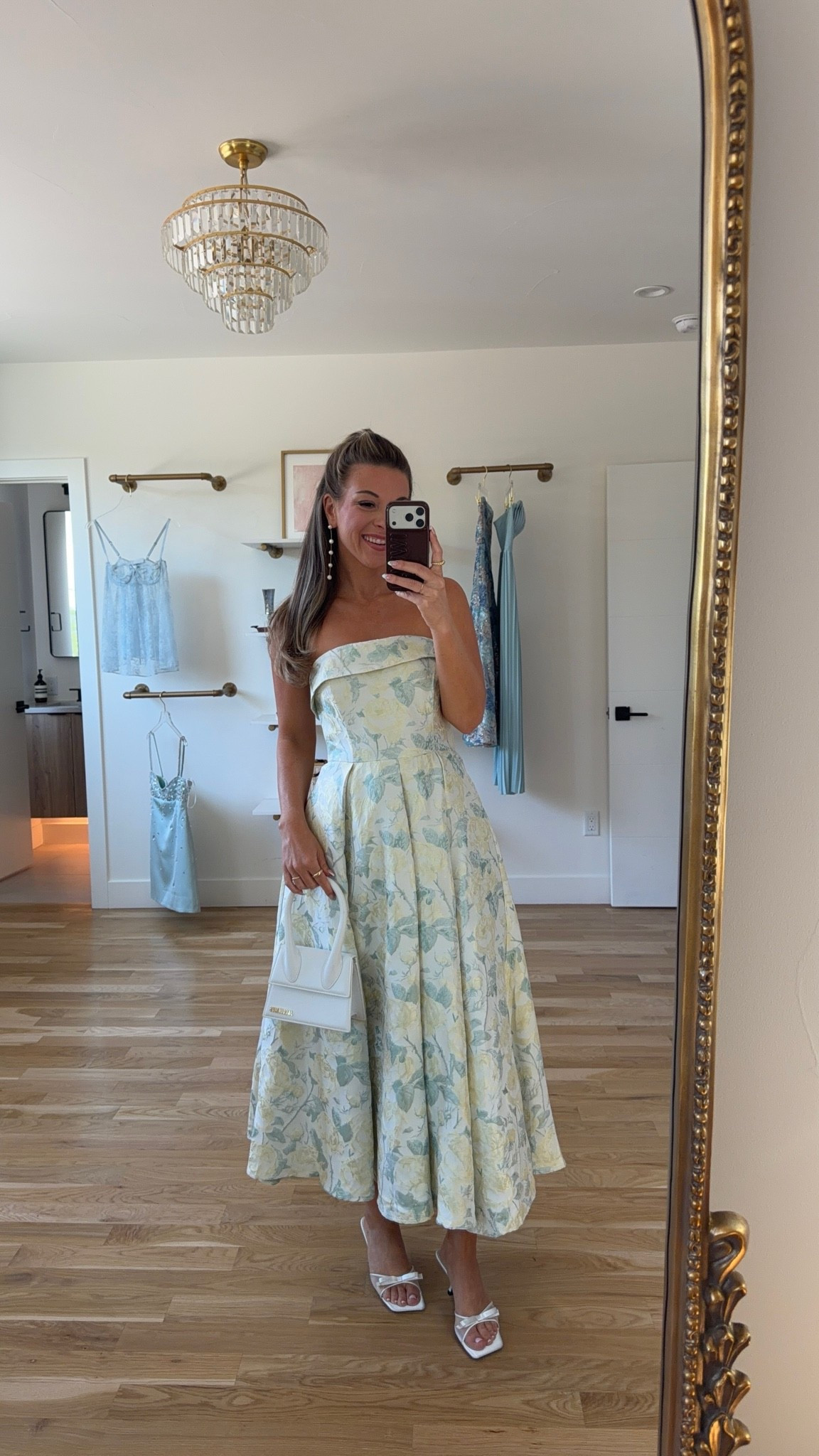 Spring & summer wedding guest and formal event dresses  

electric picks: emerson20

Wearing my usual smalls/2
i sized down to xs 

Wedding guest
Formal event
Black tie
Floral
Metallic
Pleated
Mother of the bride
Special occasion

#LTKSeasonal #LTKU #LTKWedding