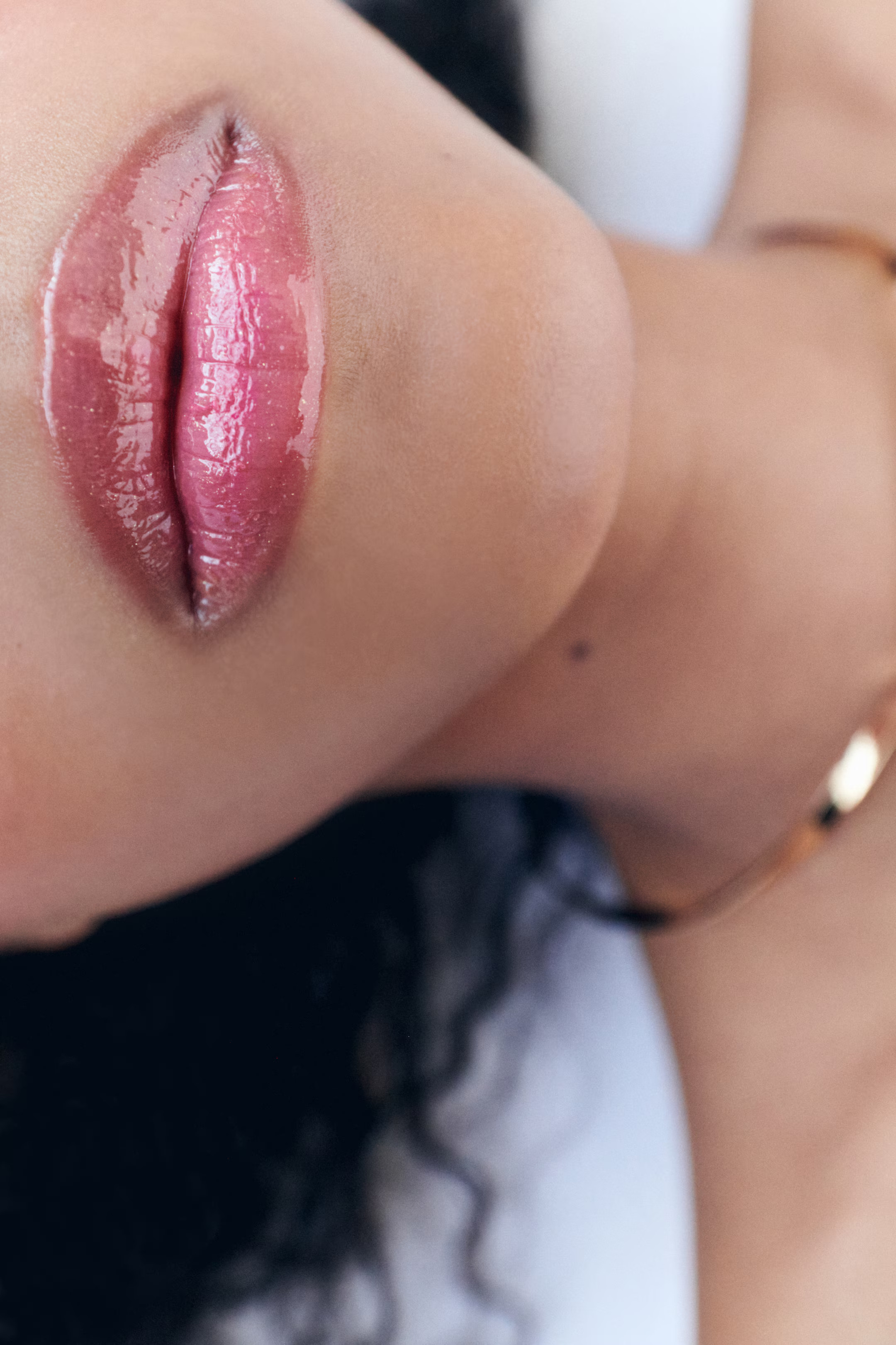 Description | H&M (US + CA)