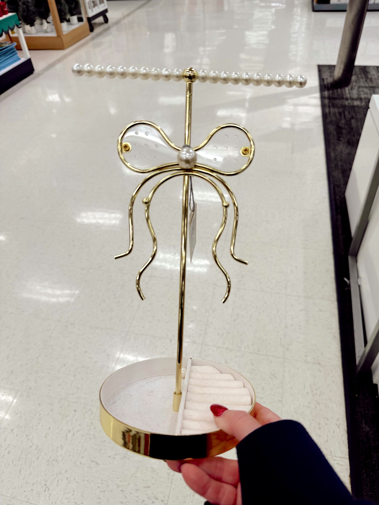 Bow jewelry holder/organizer

Target finds, gifts for her, target style, teen gifts, Christmas gifts

#LTKGiftGuide #LTKFindsUnder50 #LTKHoliday