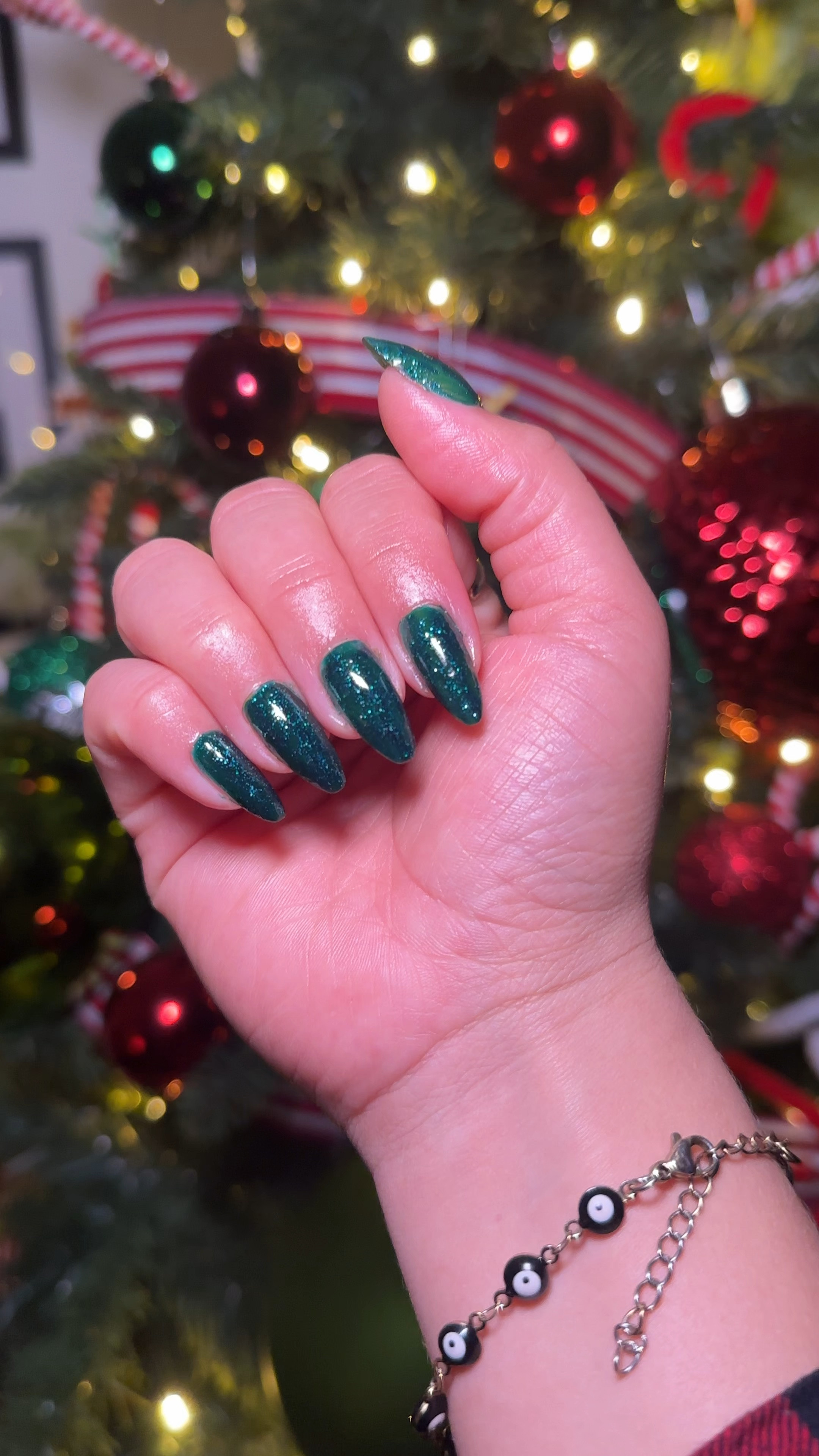 DIY nails
Gel tips 
Perfect Christmas giftt

#LTKFindsUnder50 #LTKGiftGuide #LTKHoliday