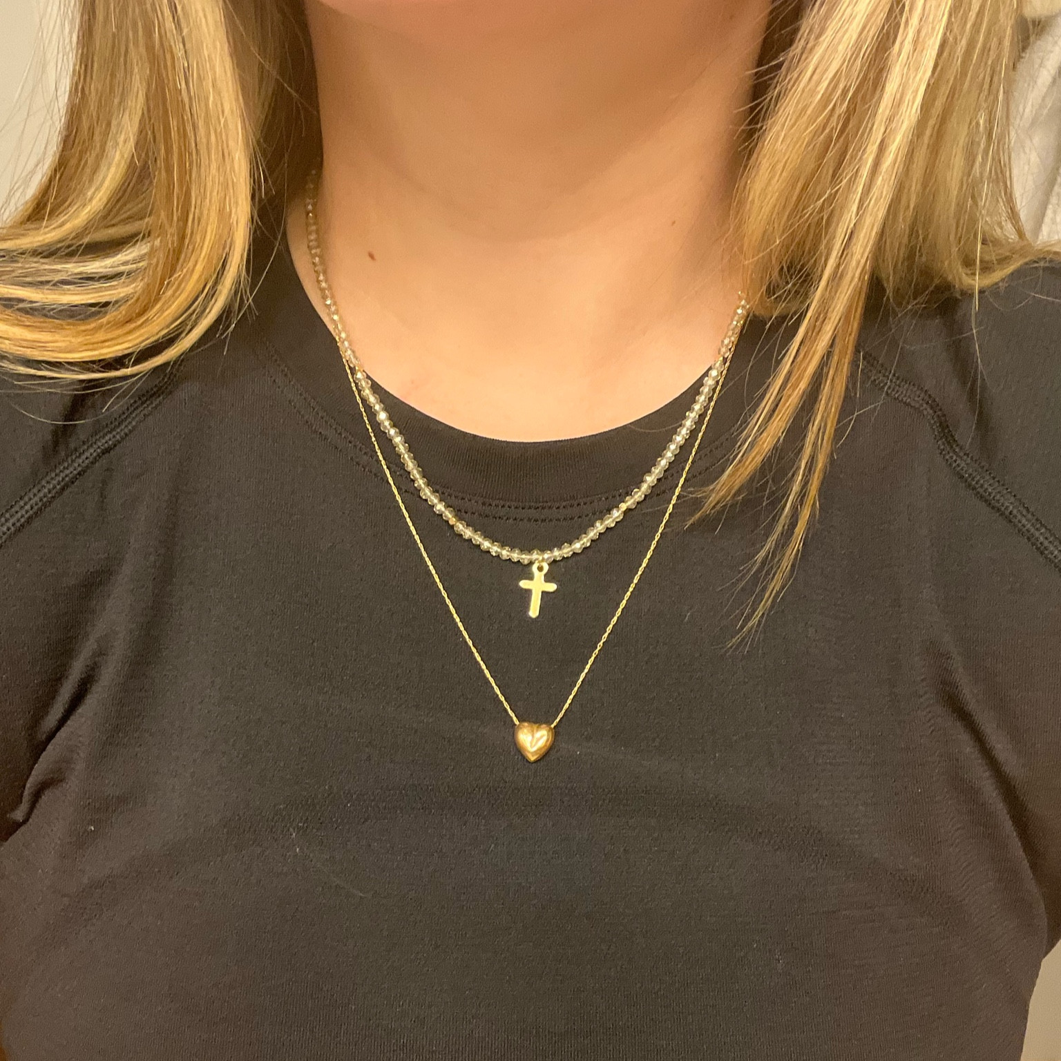 Simple gold jewelry✨

#LTKmidsize #LTKbeauty #LTKstyletip