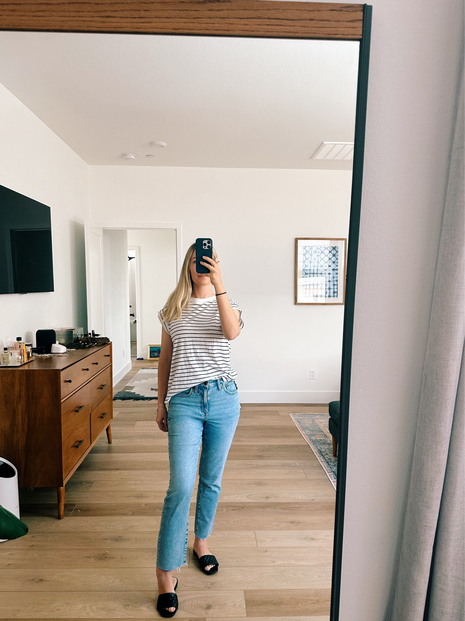 Really should have ironed this shirt first, but loved this simple outfit for a warm day ☀️. Shirt fits loose TTS, so size down for a more fitted look. These jeans are my absolute daily go to and they’re on sale right now, might need to get another pair!

#LTKSeasonal #LTKSaleAlert