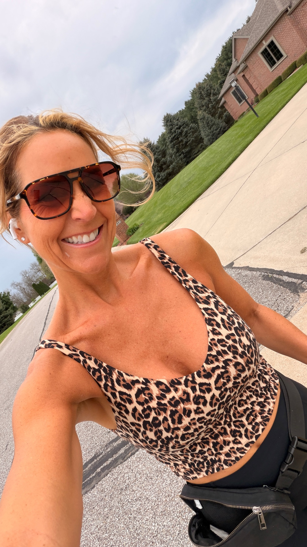 Comfortable workout duo. My new FAVE leggings and a long time favorite workout top! Best selling Amazon belt bag too!

#LTKOver40 #LTKfitnessgoals #LTKActive