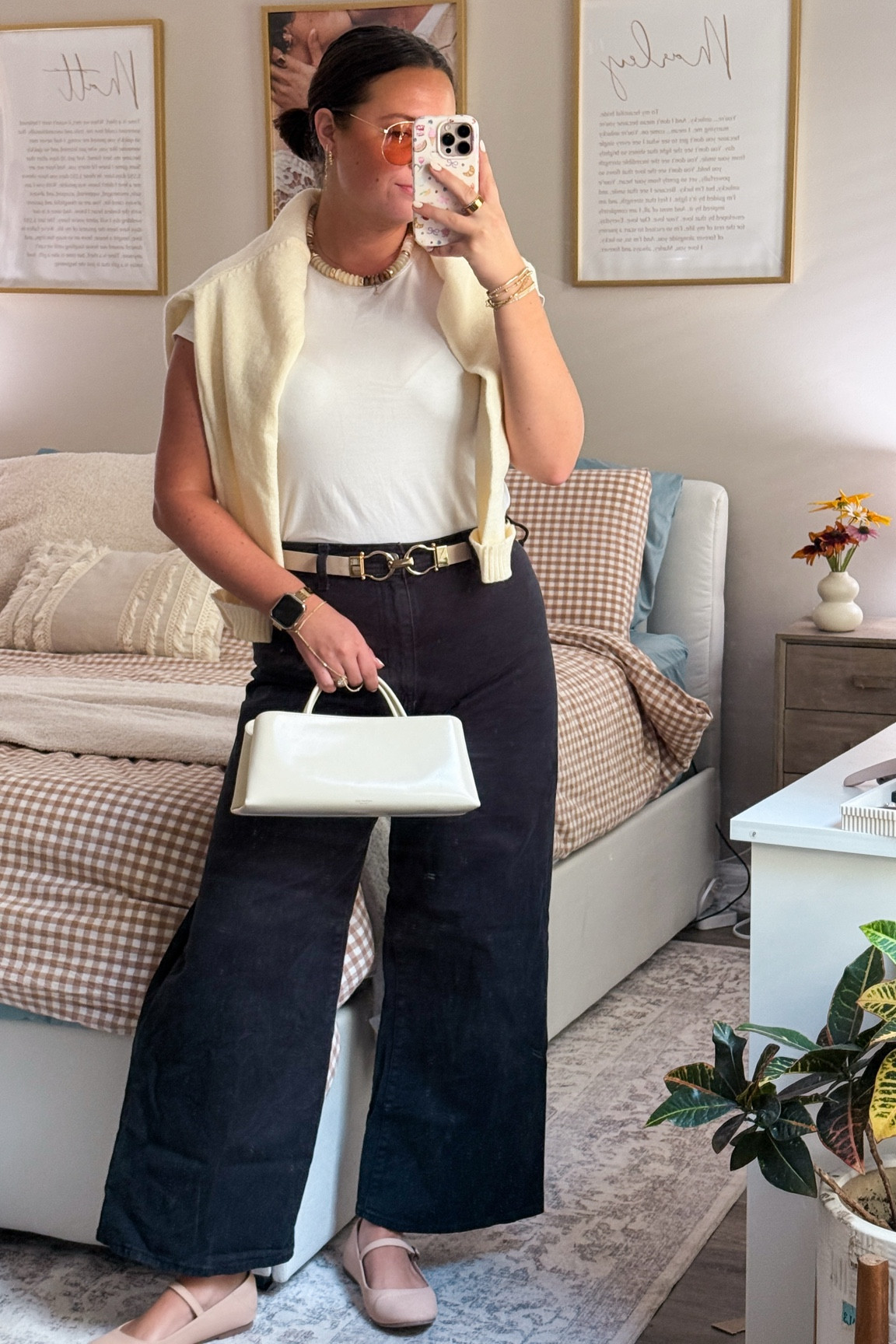 simple outfit with lots of accessories to chic it up!! 

Bag is on ShopMy bc can’t link it here 🙃