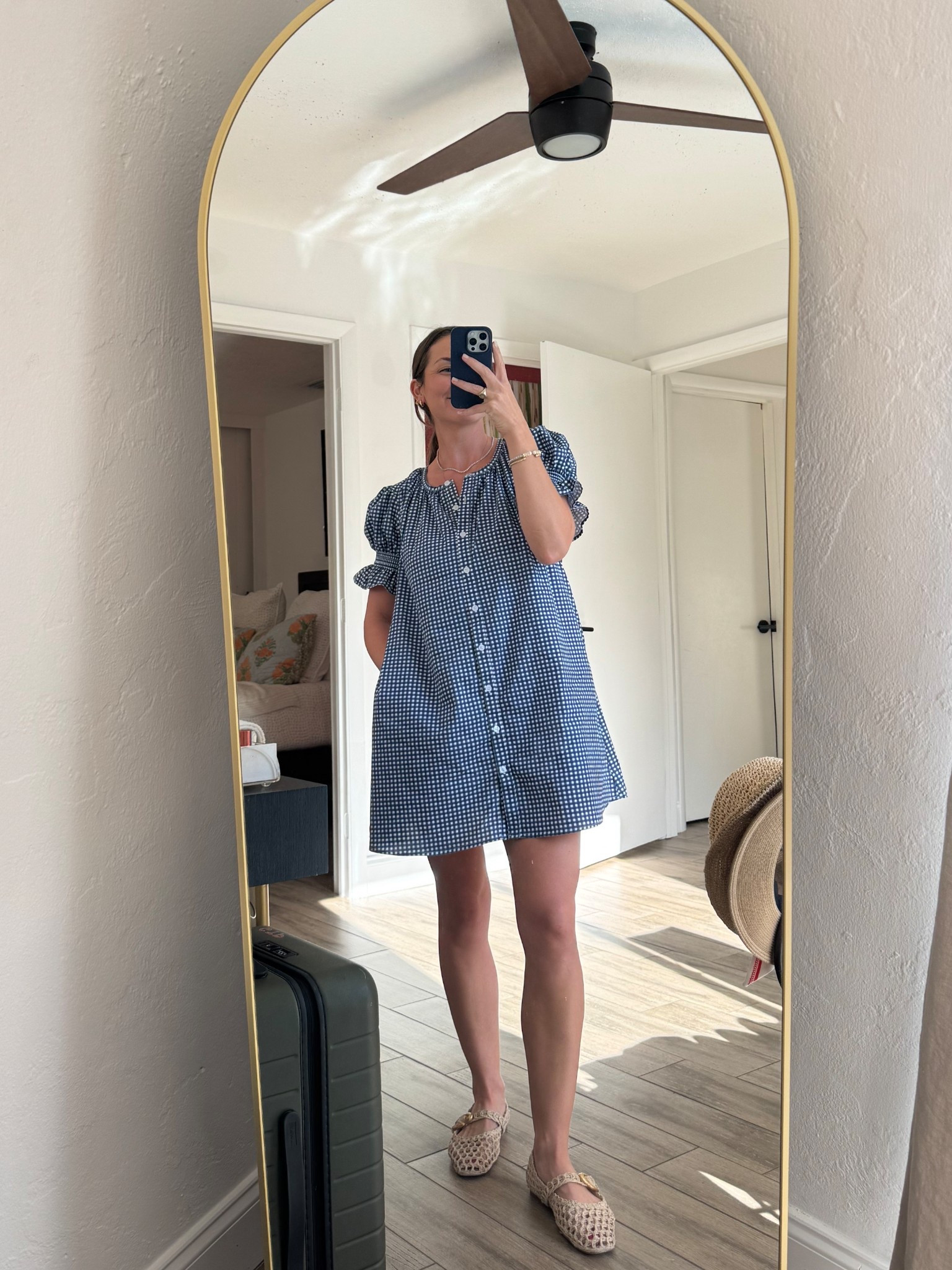 simply *obsessed* with this dress & want it in every color now!

wearing an XS🩵