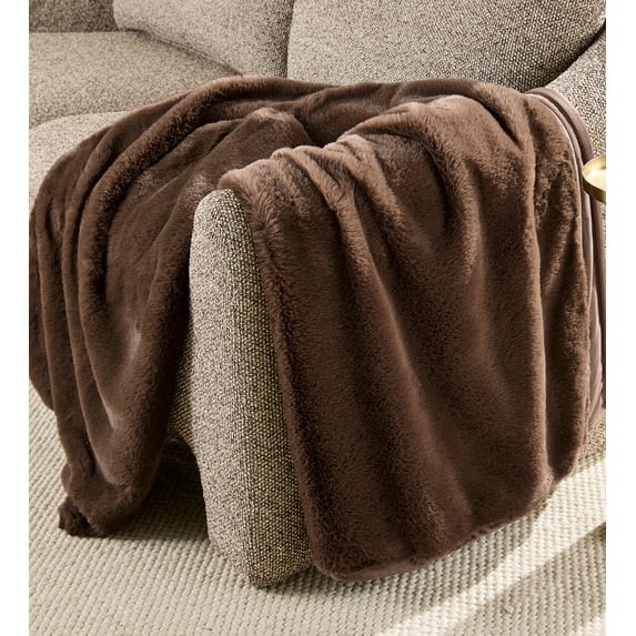 Better Homes & Gardens Brown Faux Fur Ultra Soft Luxury Oversize Throw Blanket 50" x 72", Brown B... | Walmart (US)