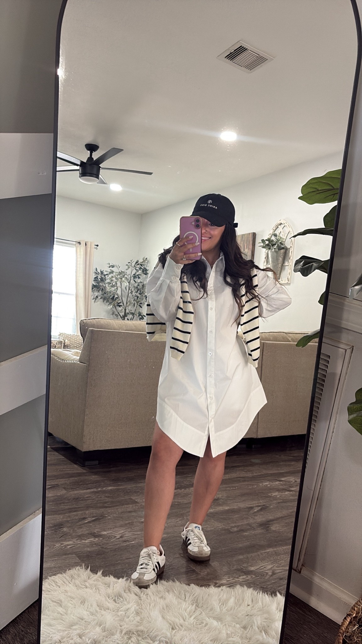 My OOTD! Happy Friday ✨🫶🏼

#LTKdayinmylife #LTKmomlife #LTKootd