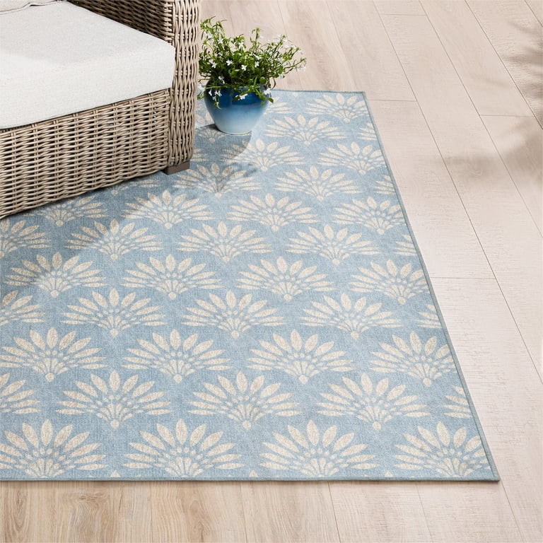 Better Homes & Gardens Blue Fan Palm Outdoor Washable Area Rug, 5' x 7' | Walmart (US)