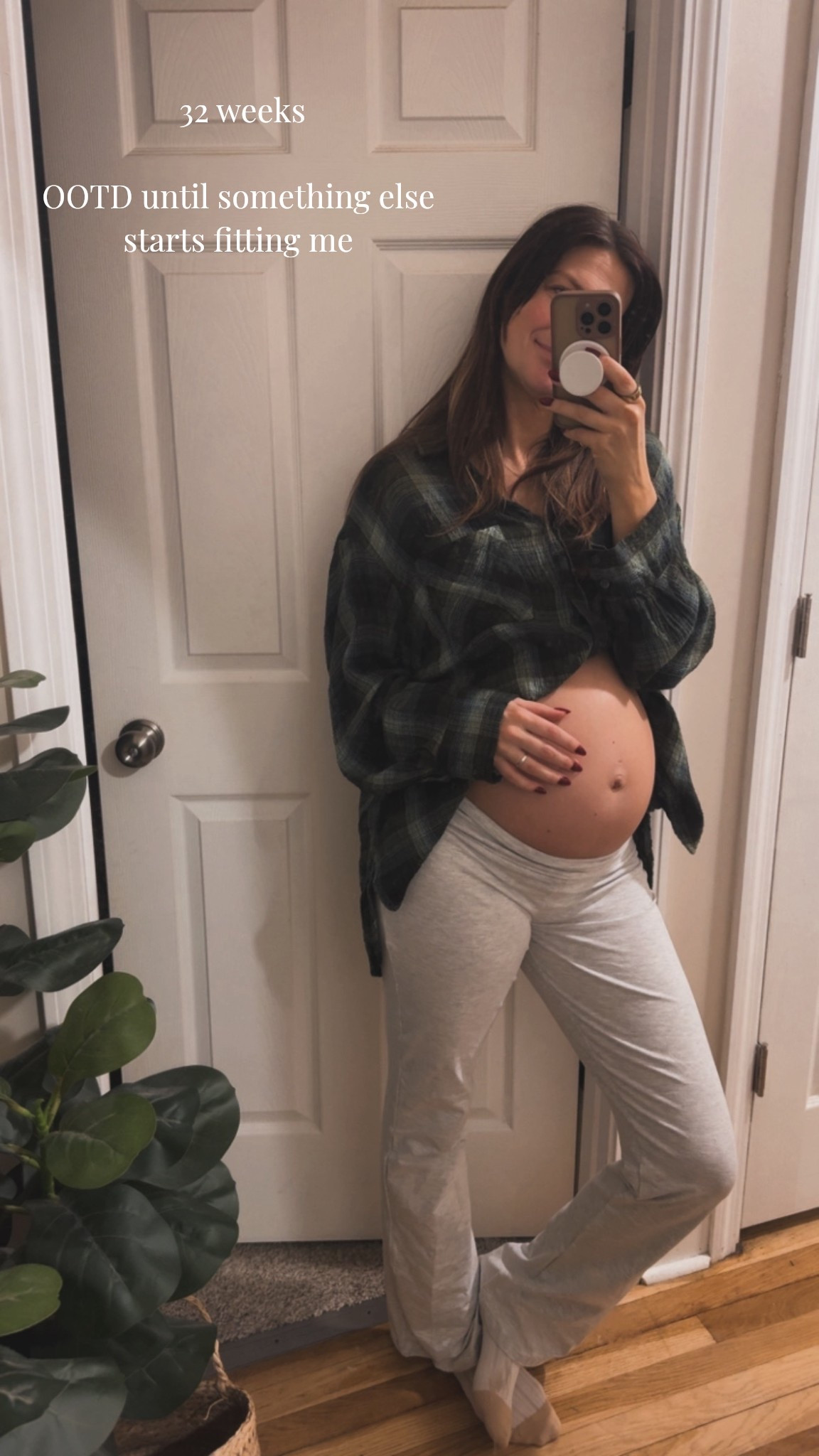 This top from Walmart is viral for. A reason - the feel of this flannel is 10/10 ☁️ I even have it in brown. 


Mom/ maternity/ ootd / bump friendly / walmart finds

#LTKootd #LTKBump #LTKSaleAlert