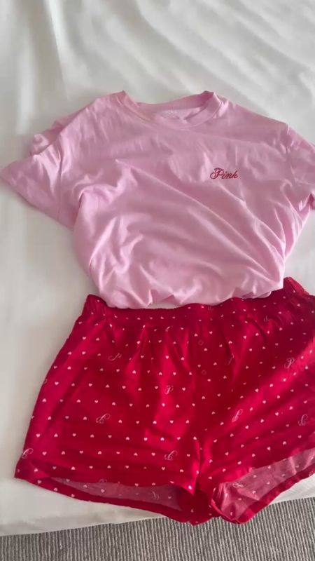 How cute are these pajamas from Victoria’s Secret!? Perfect for Valentine’s Day and so soft! 

Pajamas. Valentine’s Day. Pajama set  

#LTKfindsunder50 #LTKSeasonal #LTKfindsunder100