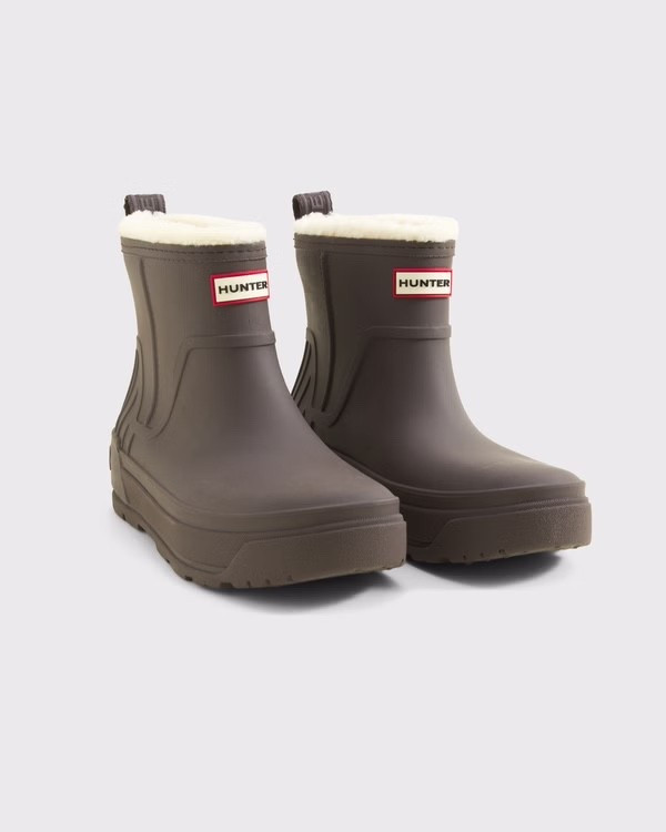 OBSESSED! These will sell out! Hunter rain boots with Sherpa lining! I NEED THOSE!!! ♥️

#LTKootd #LTKgrwm #LTKSeasonal