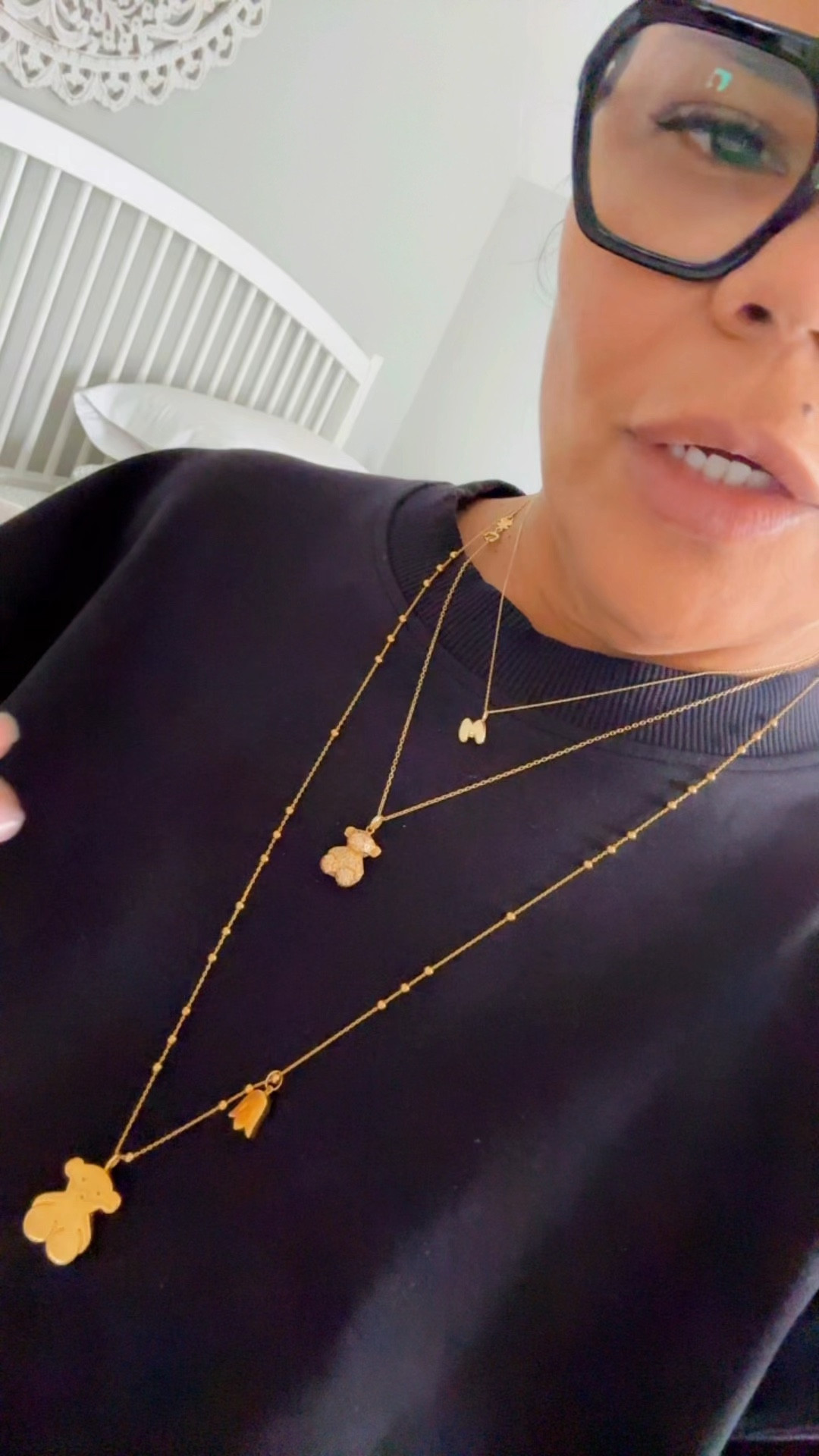 Mis Cadenitas!
Ustedes siempre me preguntan. 
La más preguntada últimamente es la Mini “M” que es la Inicial de mi nombre.
Tome en cuenta que están TODAS LAS LETRAS!
Así que vayan a comprarse su inicial!
PD: Traten de hacer un SET de al menos 3, la idea es que se vean chulas juntas. 


#LTKVideo #LTKStyleTip #LTKGiftGuide