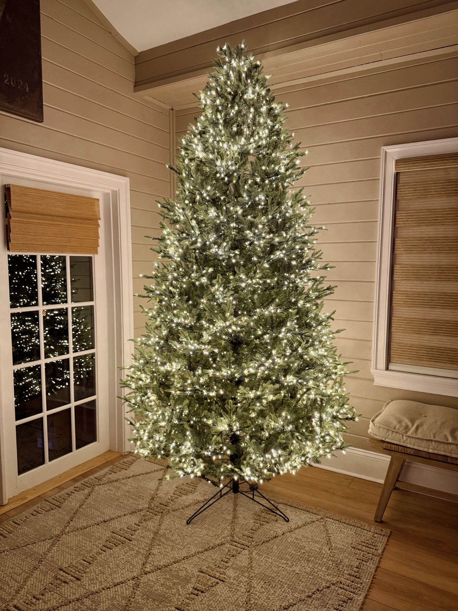 The most beautiful tree I’ve ever owned 🎄💡✨ so many twinkling lights!!!! This is the 9 foot but it also comes in a 7.5 foot version! STUNNING. True incredible quality! 

Christmas tree / Lowe’s / Madison fir / twinkly tree / xmas decor / home / holidays / Holley Gabrielle / unboxing / faux tree 

#LTKSeasonal #LTKHome #LTKHoliday