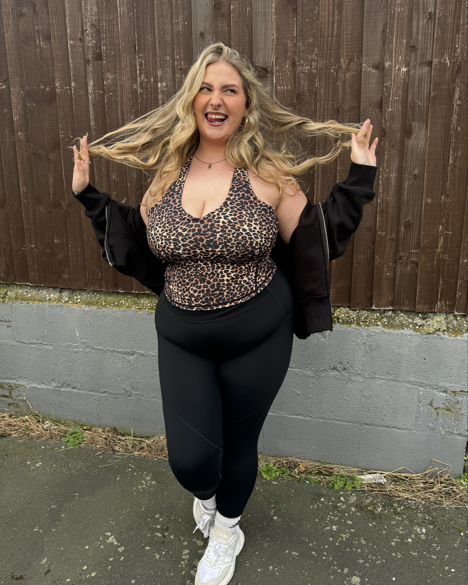 Cutest workout set 🤎

Jacket- aesthetic laundry 

#LTKuk #LTKcurves #LTKfitness